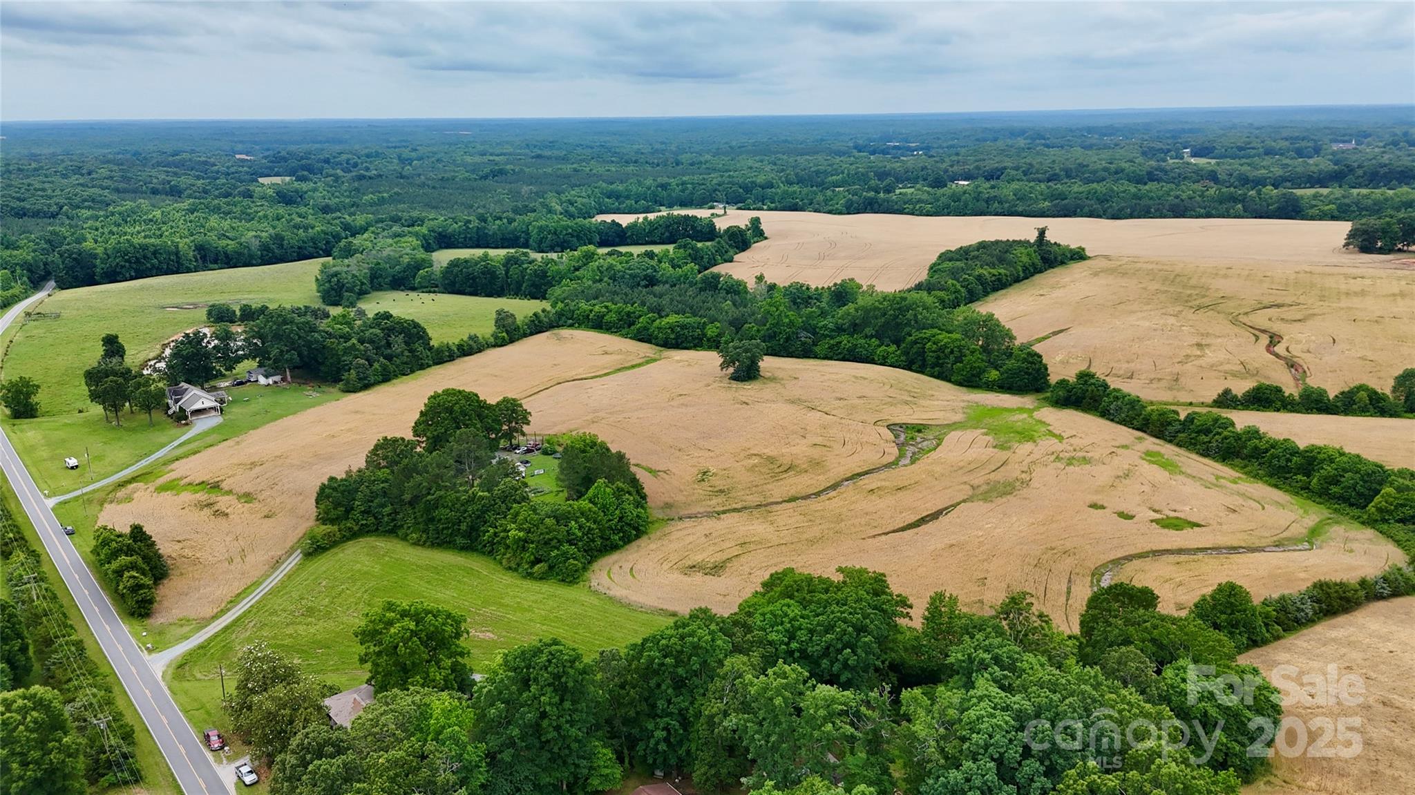5904 Nesbit Road Property Photo 5