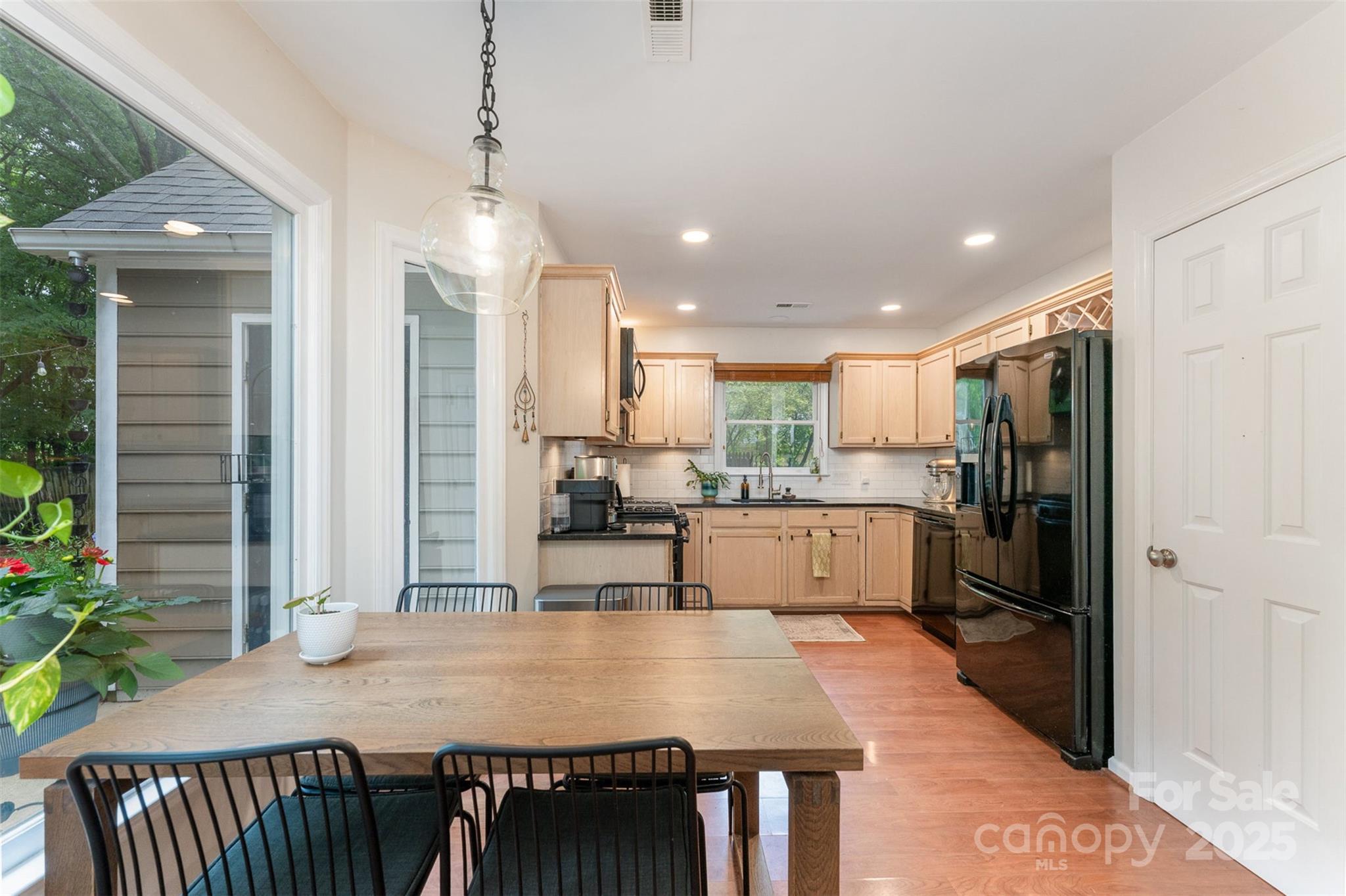 8624 Canter Post Drive Property Photo 15