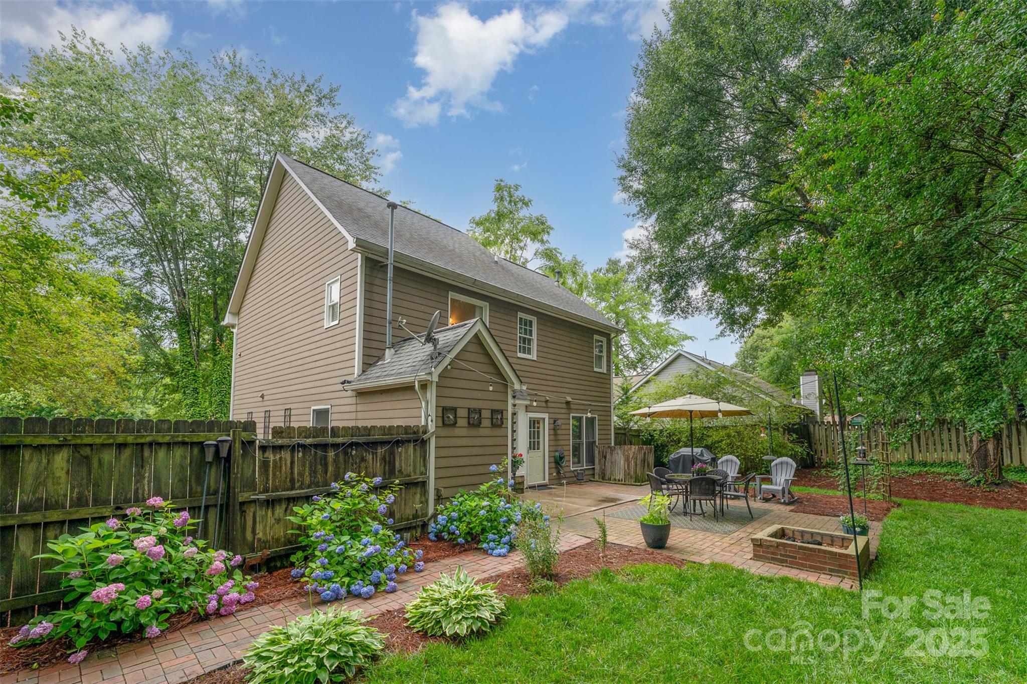 8624 Canter Post Drive Property Photo 31