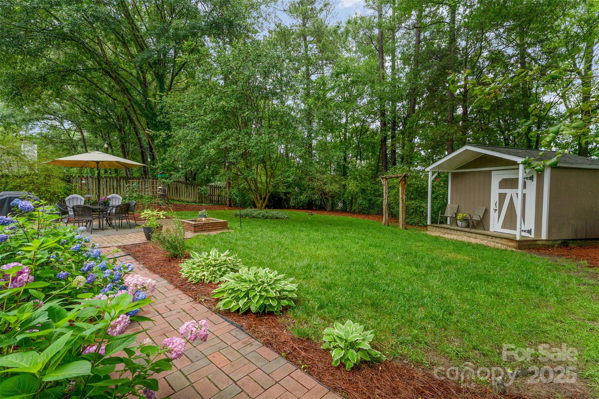 8624 Canter Post Drive Property Photo 33