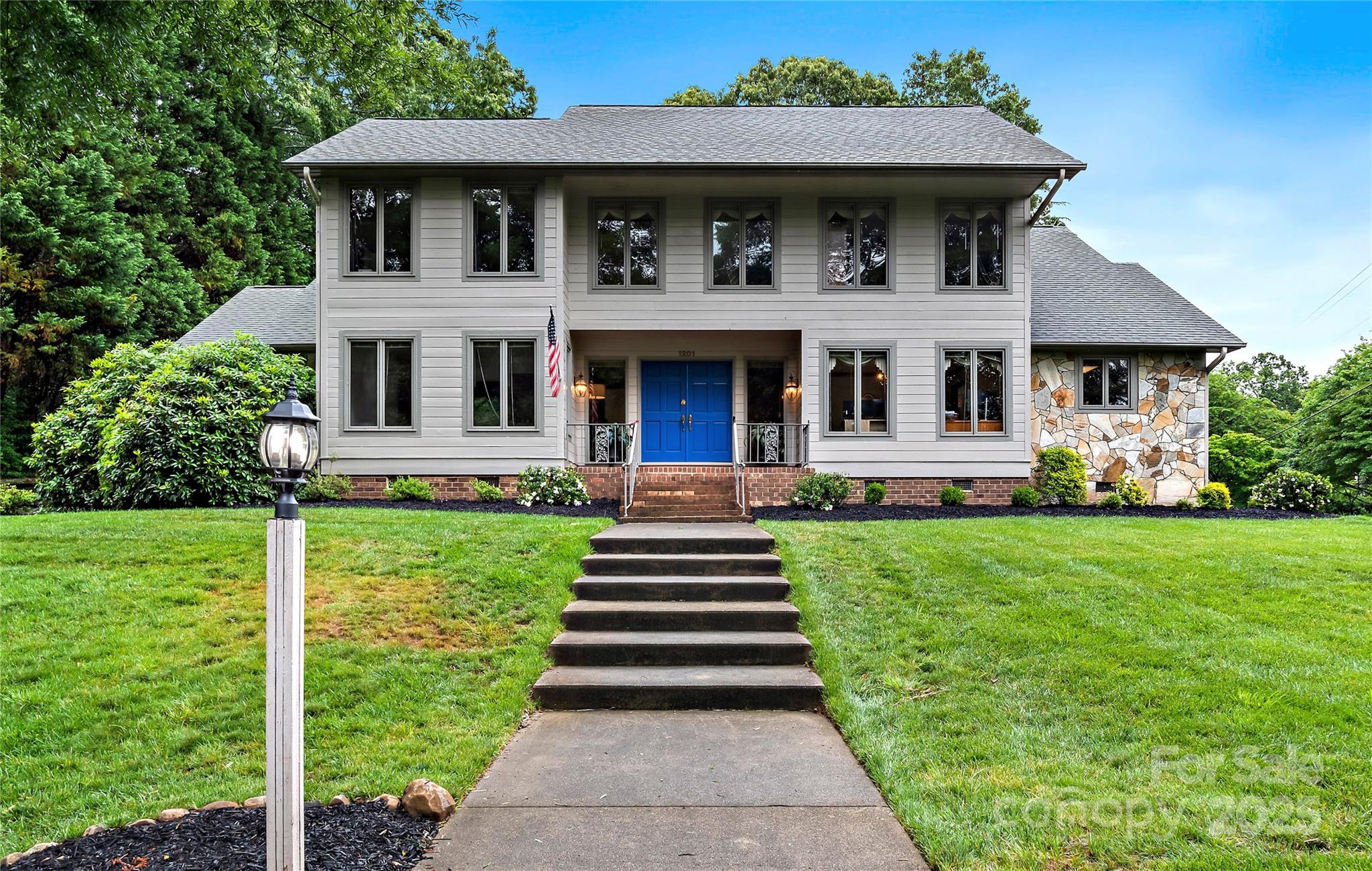 1201 Cliffspring Court Property Photo 1