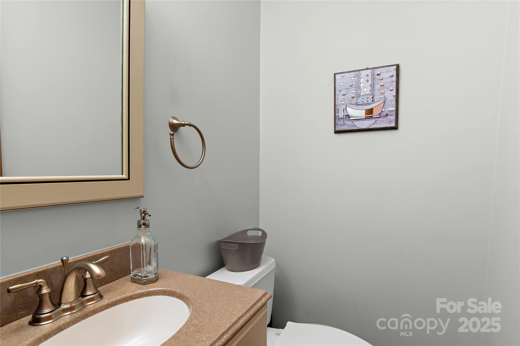 1201 Cliffspring Court Property Photo 13