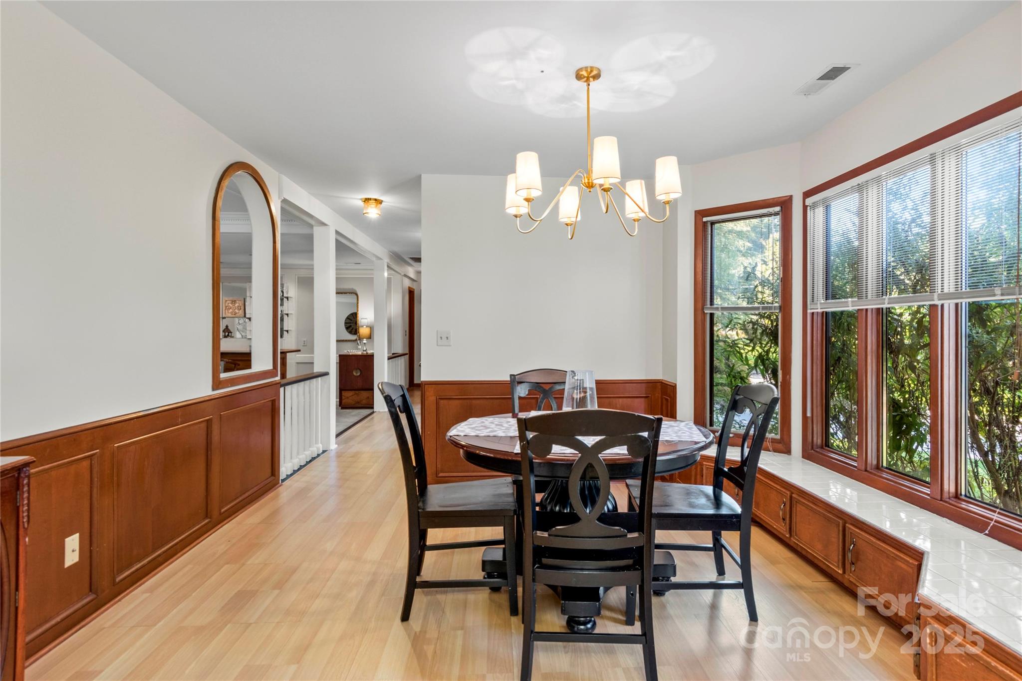 1201 Cliffspring Court Property Photo 15