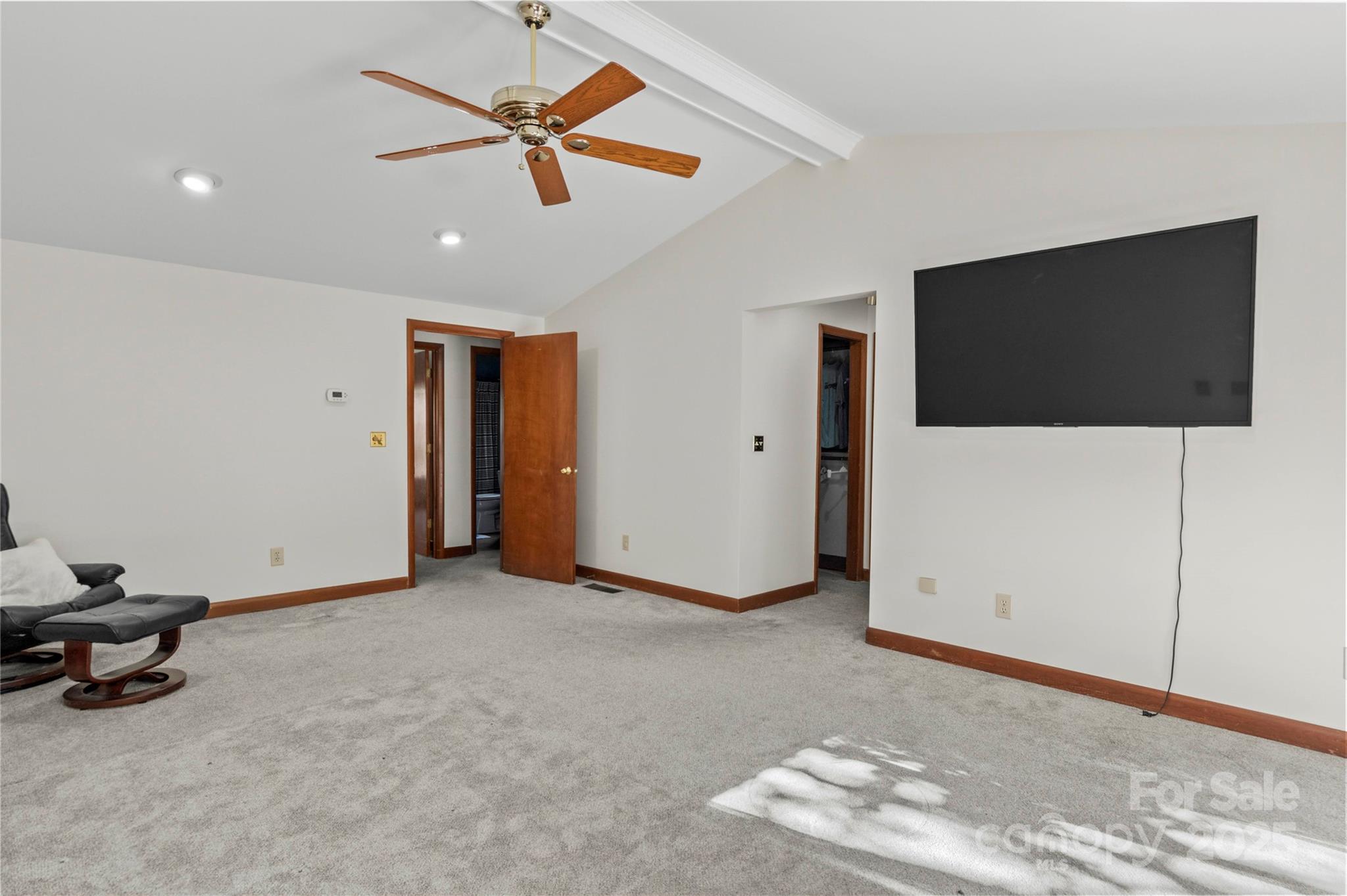 1201 Cliffspring Court Property Photo 24