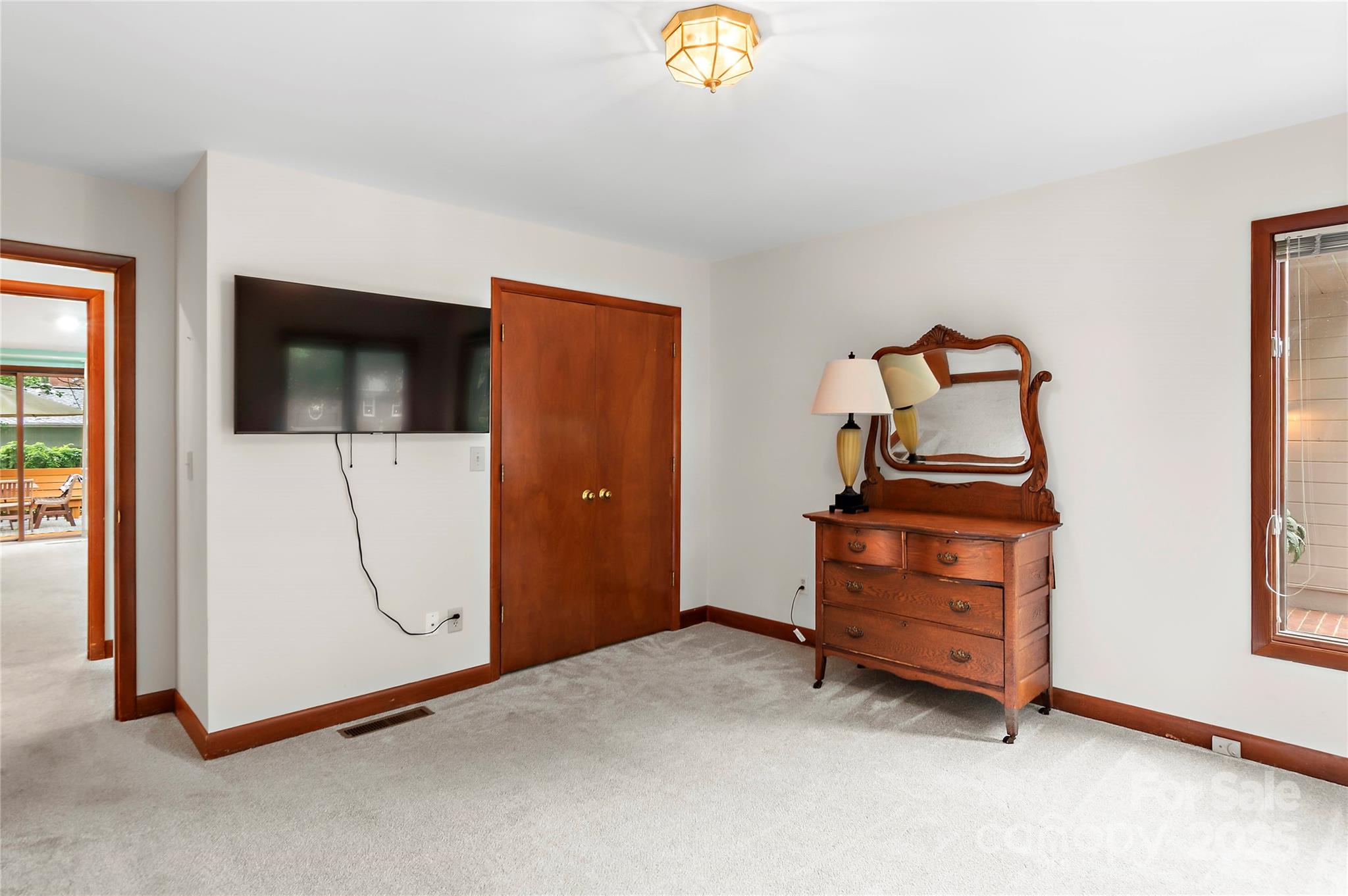 1201 Cliffspring Court Property Photo 30