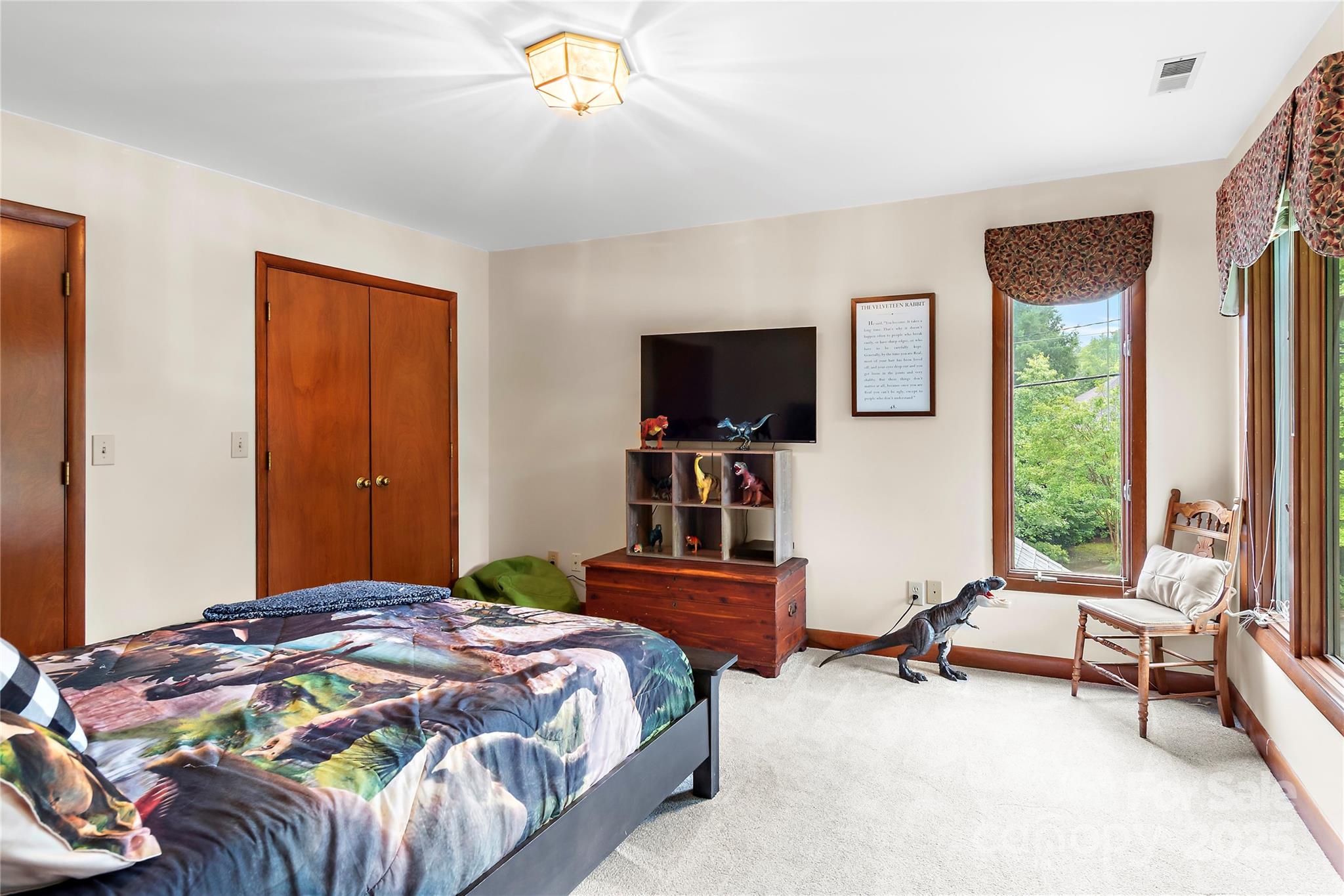 1201 Cliffspring Court Property Photo 33