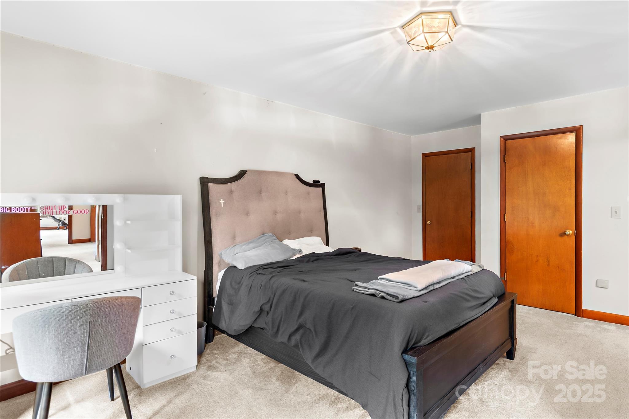 1201 Cliffspring Court Property Photo 34