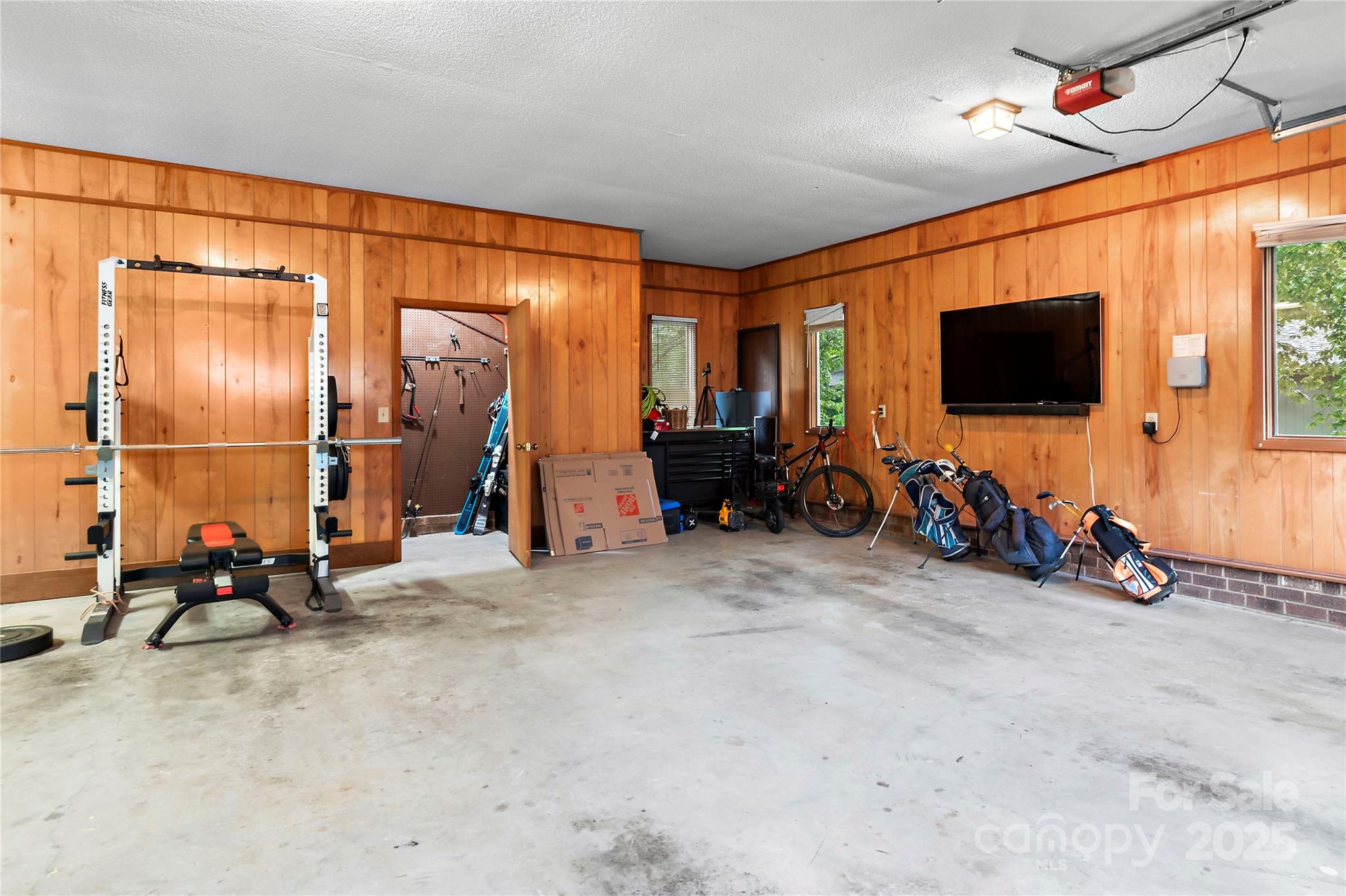 1201 Cliffspring Court Property Photo 41