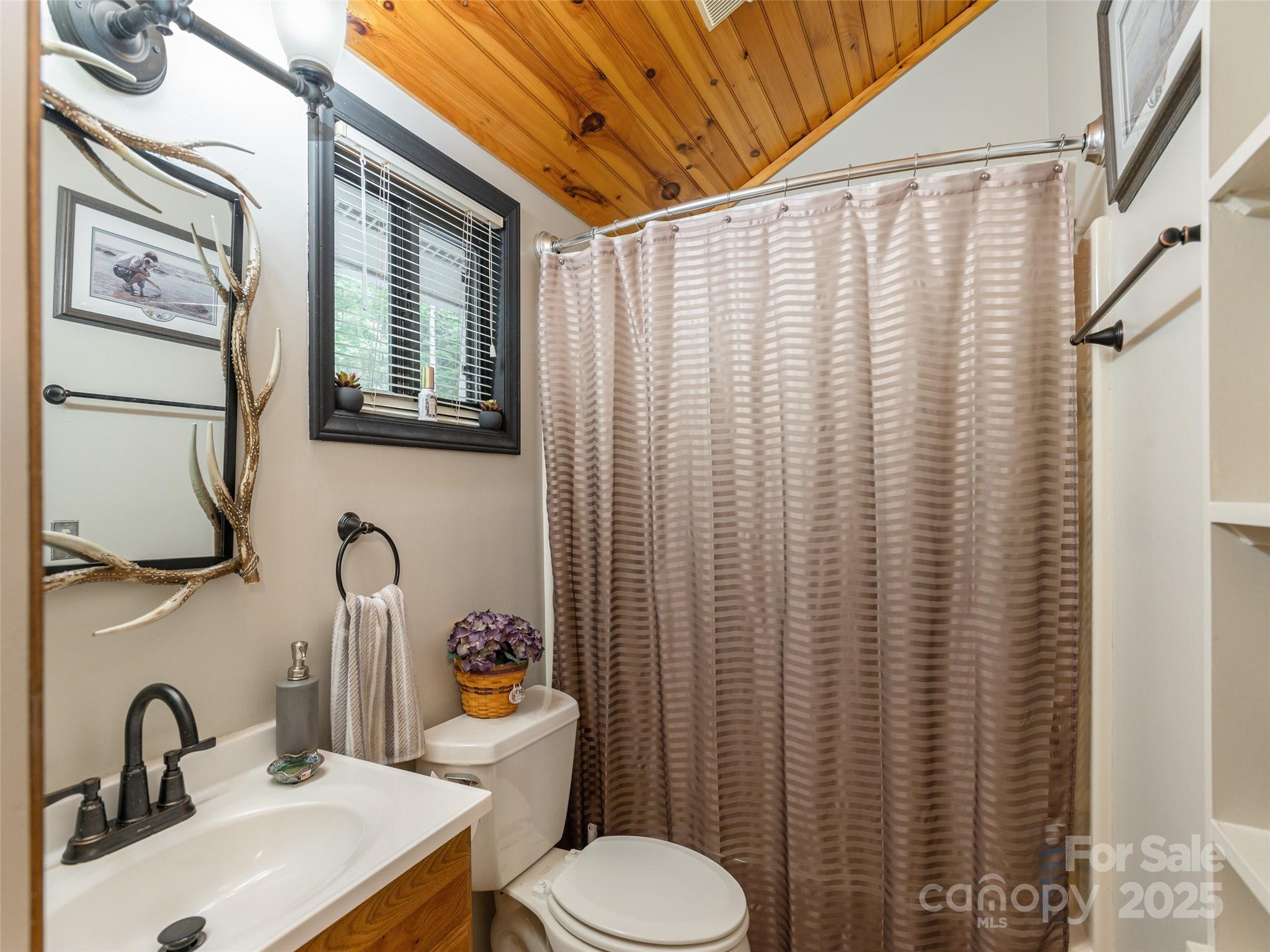 141 Creekside Drive Property Photo 26