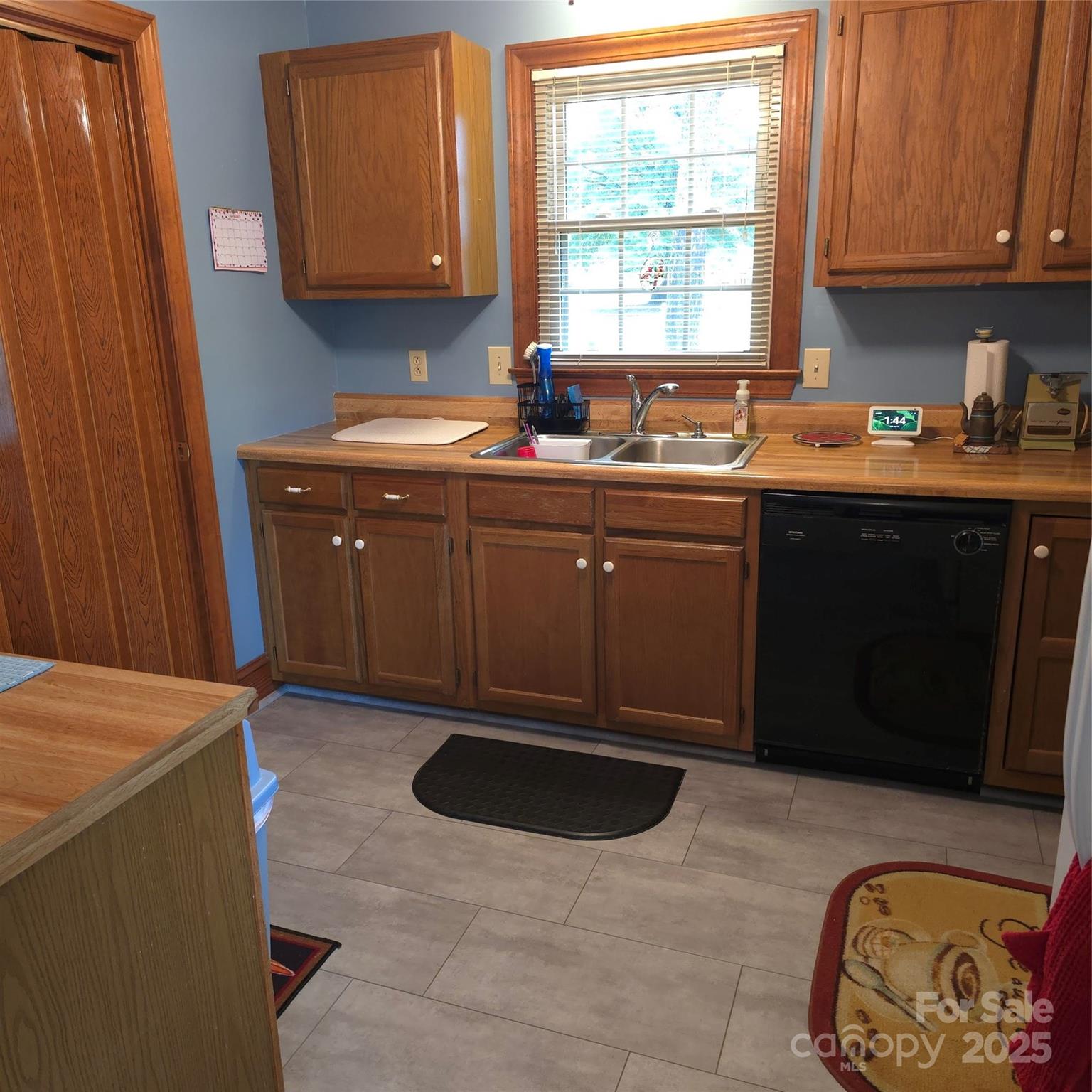 600 Colby Circle Property Photo 12