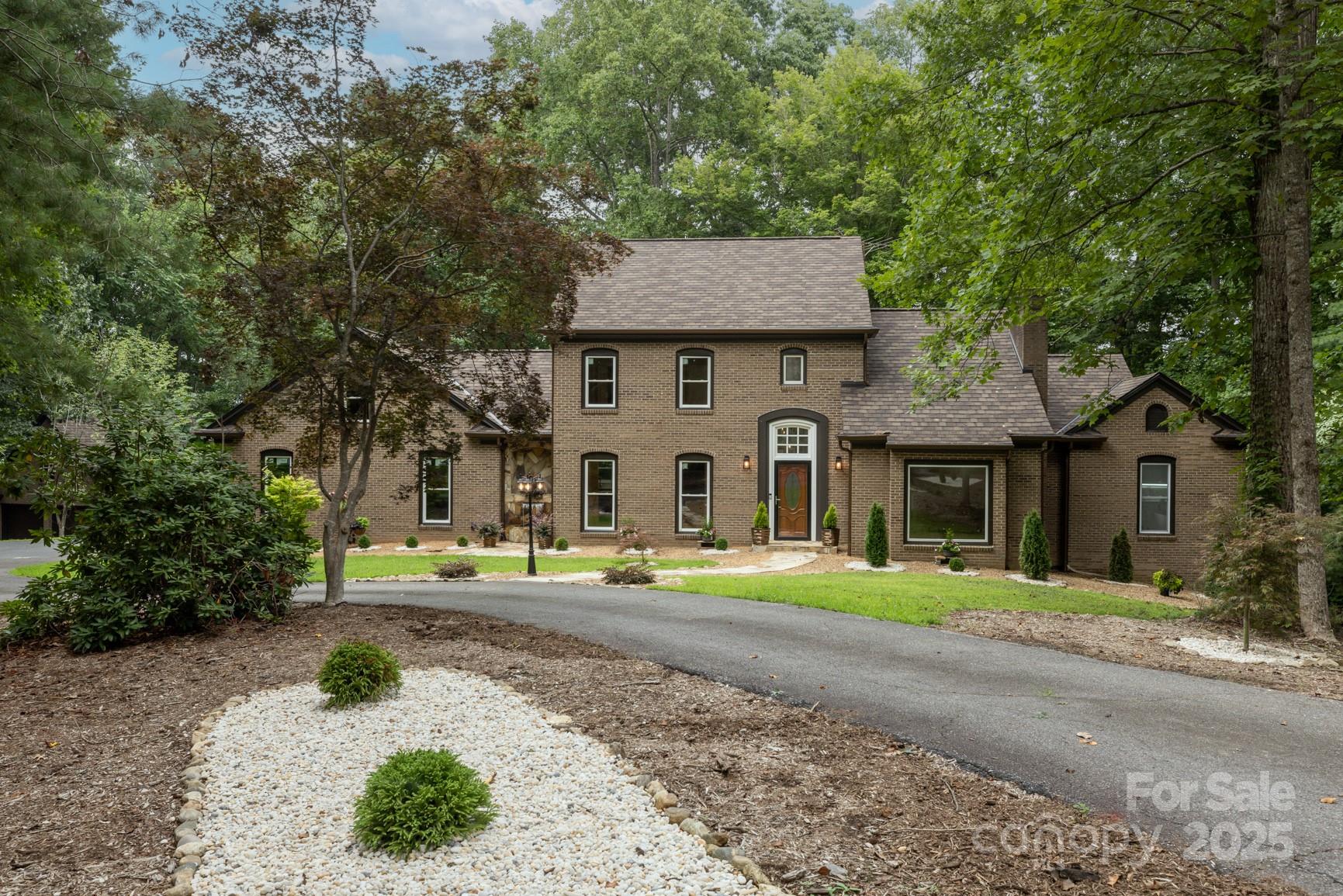 455 Old Farms Road Property Photo 1