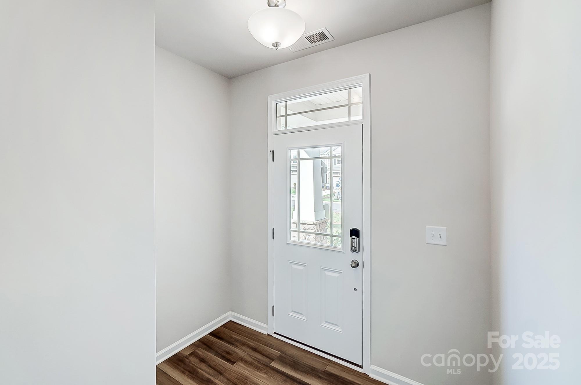 3030 Big Bend Drive Property Photo 1