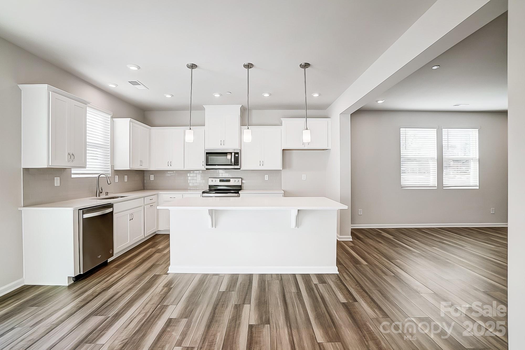 3030 Big Bend Drive Property Photo 7