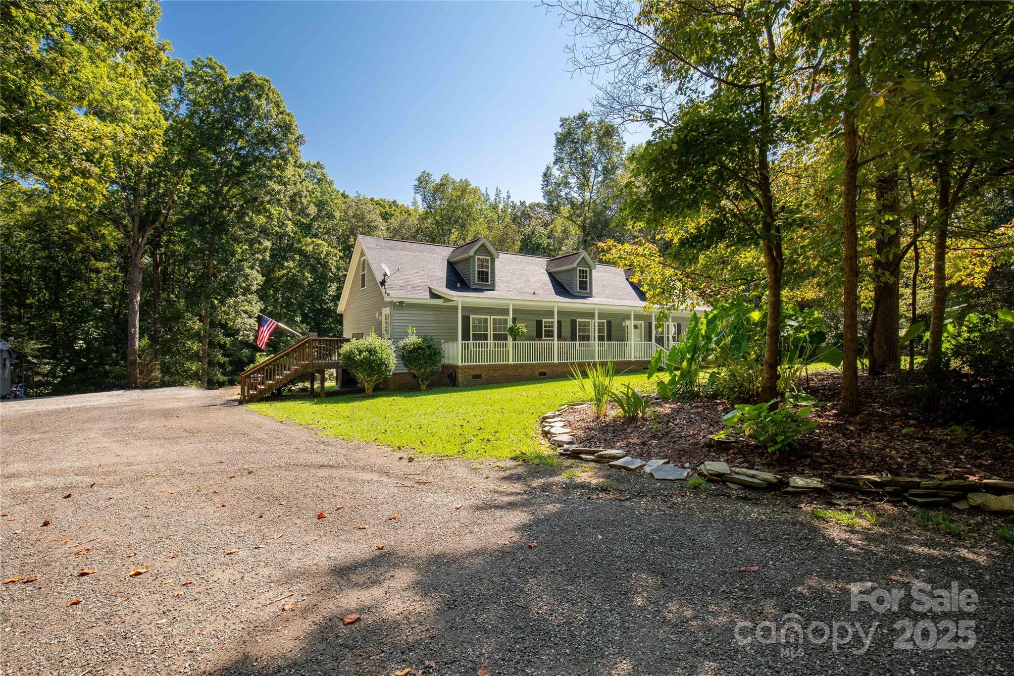 1738 Charlotte Highway Property Photo 6