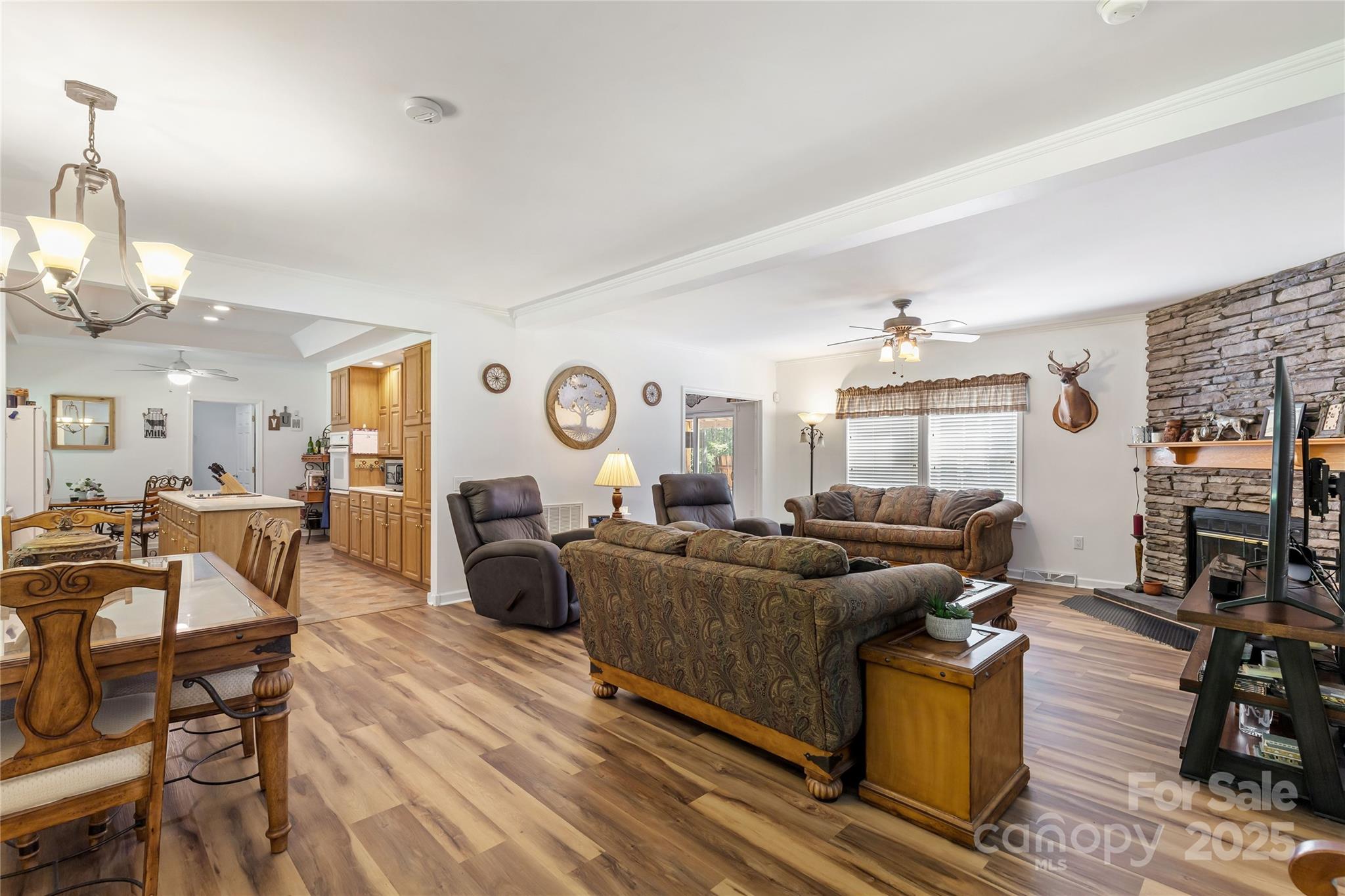 1738 Charlotte Highway Property Photo 11