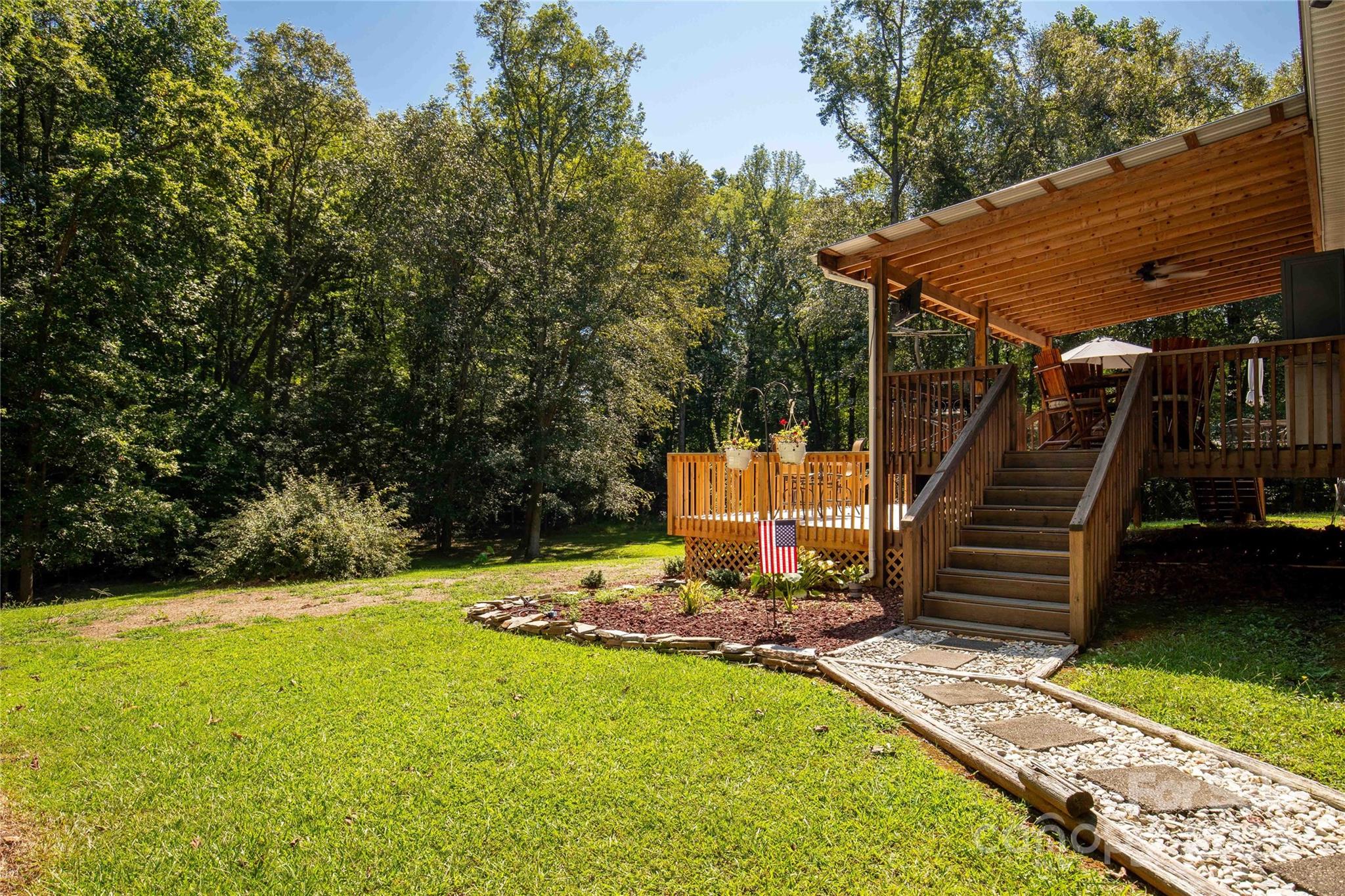 1738 Charlotte Highway Property Photo 33