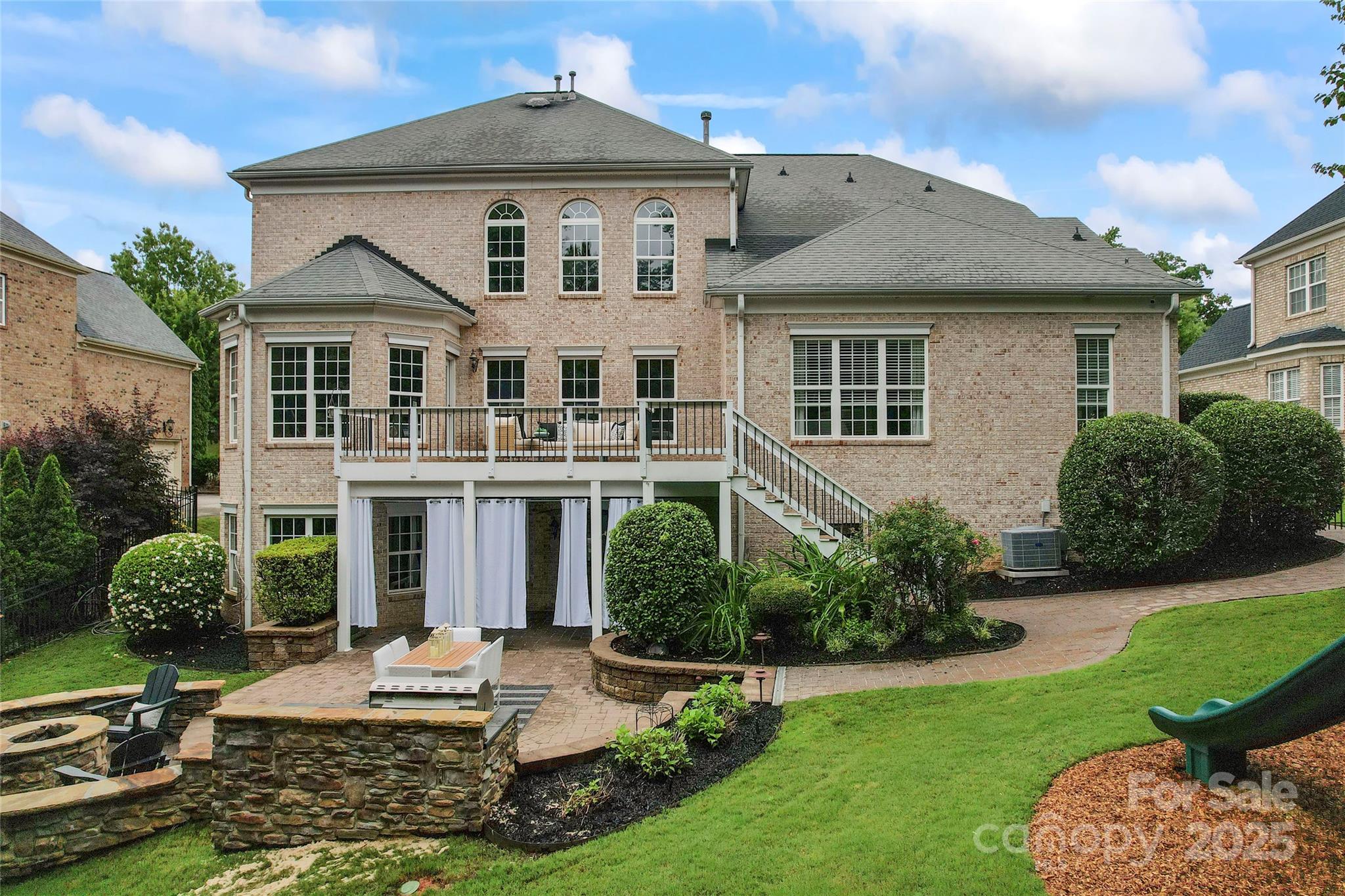 13716 Glen Abbey Drive Property Photo 2