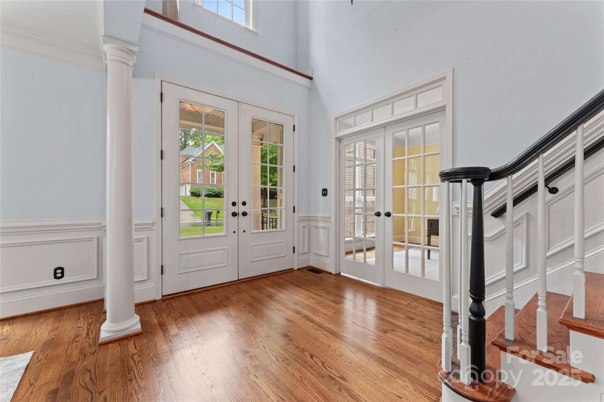 13716 Glen Abbey Drive Property Photo 4