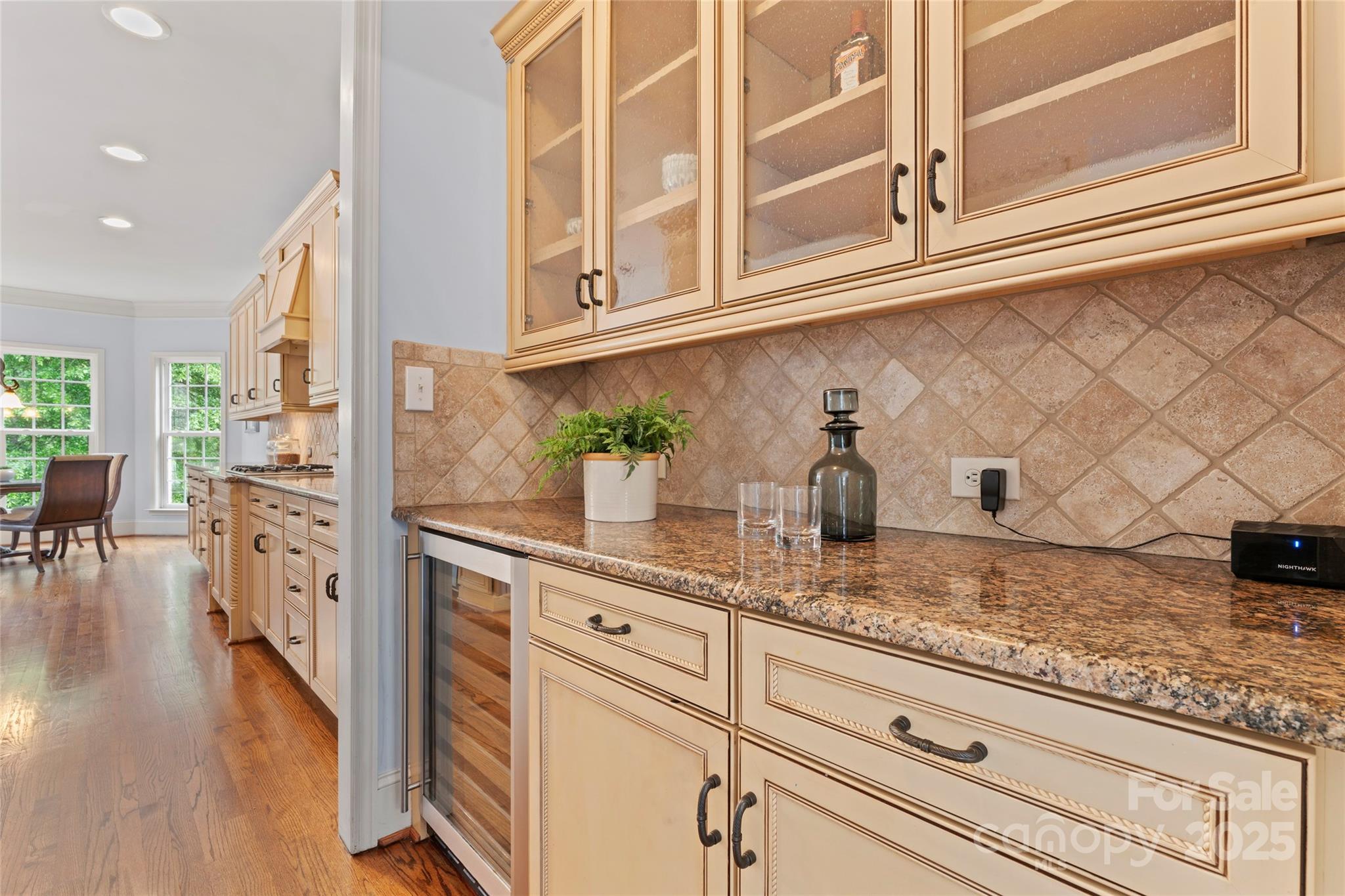 13716 Glen Abbey Drive Property Photo 8