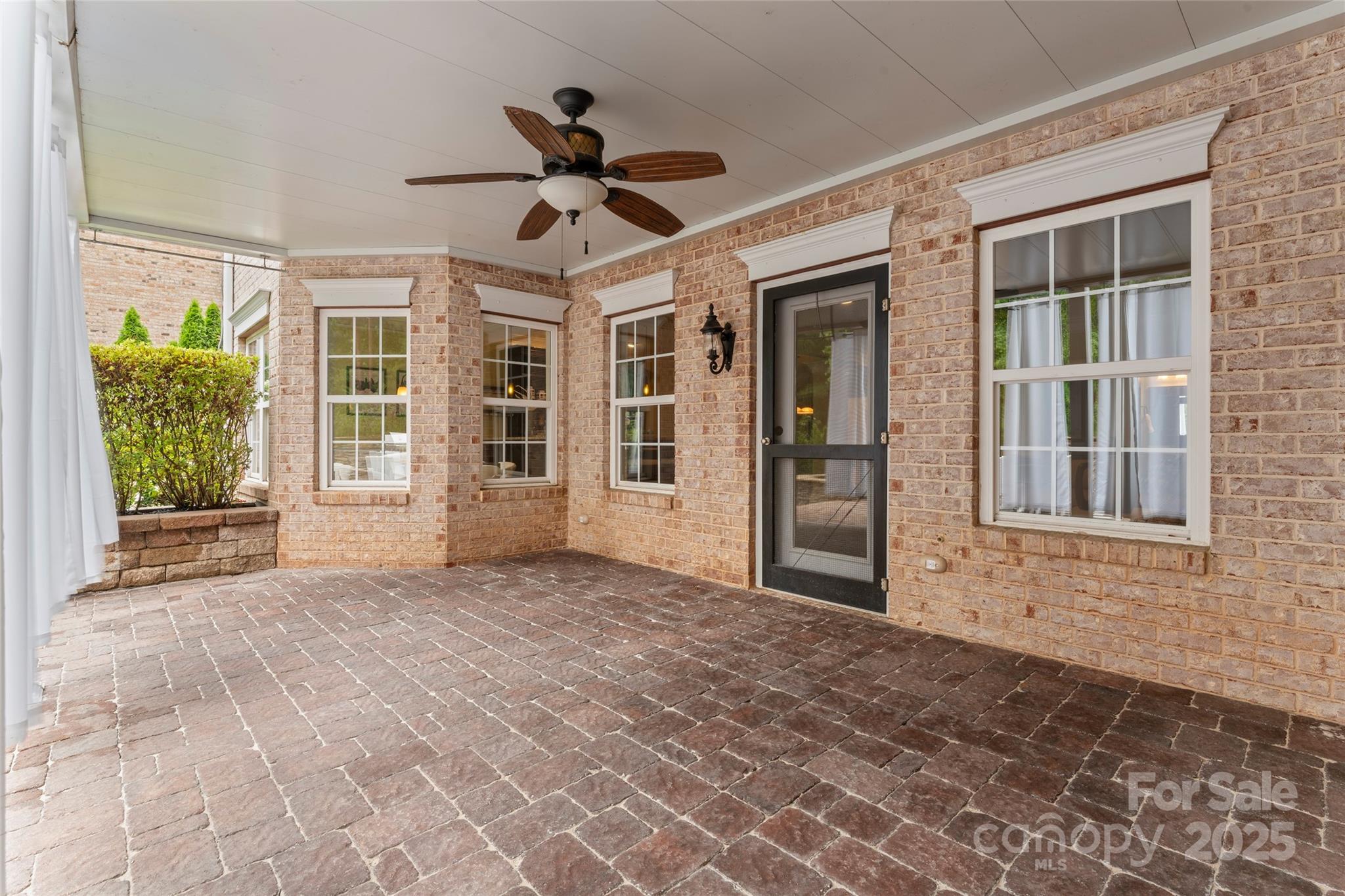 13716 Glen Abbey Drive Property Photo 42