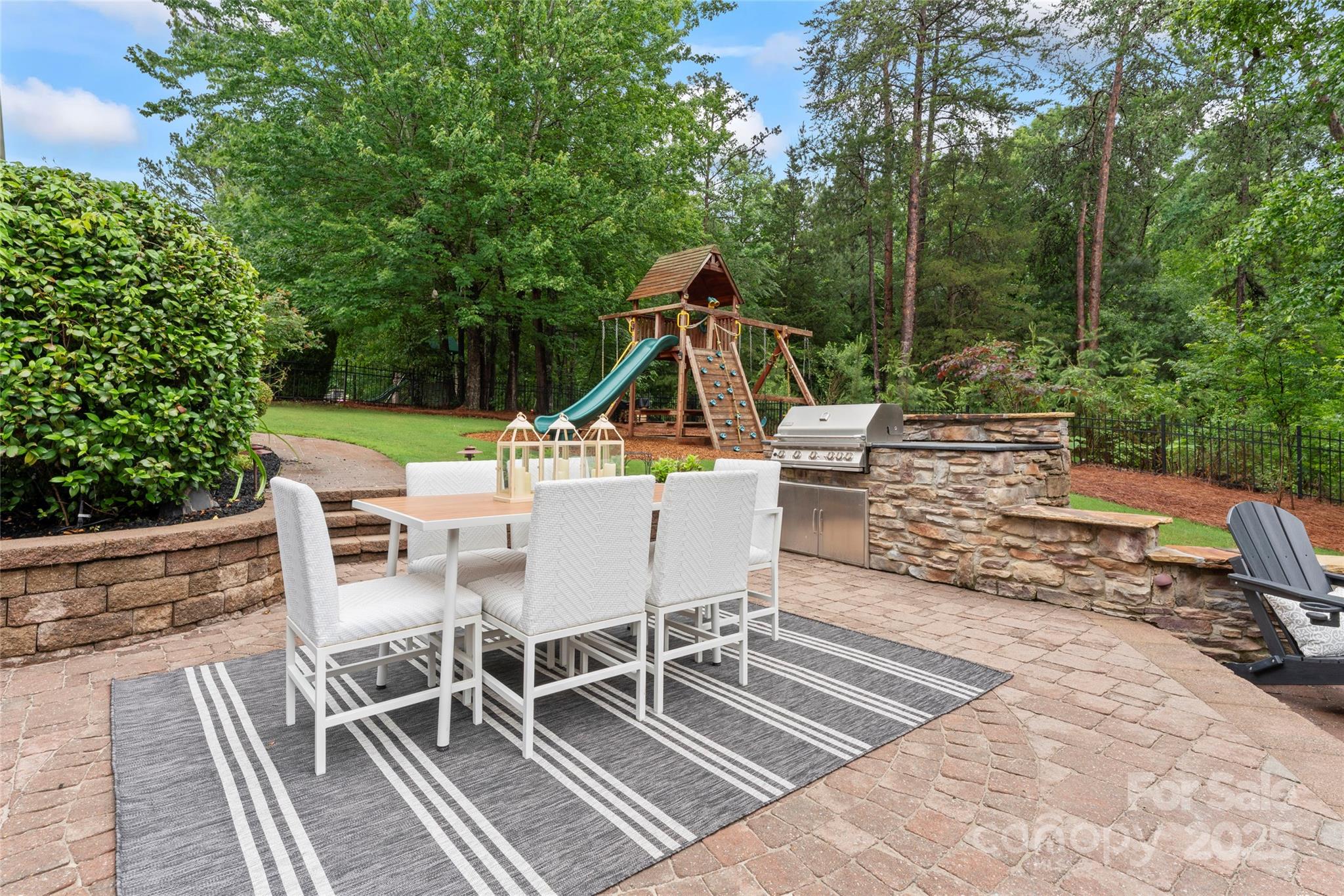 13716 Glen Abbey Drive Property Photo 43