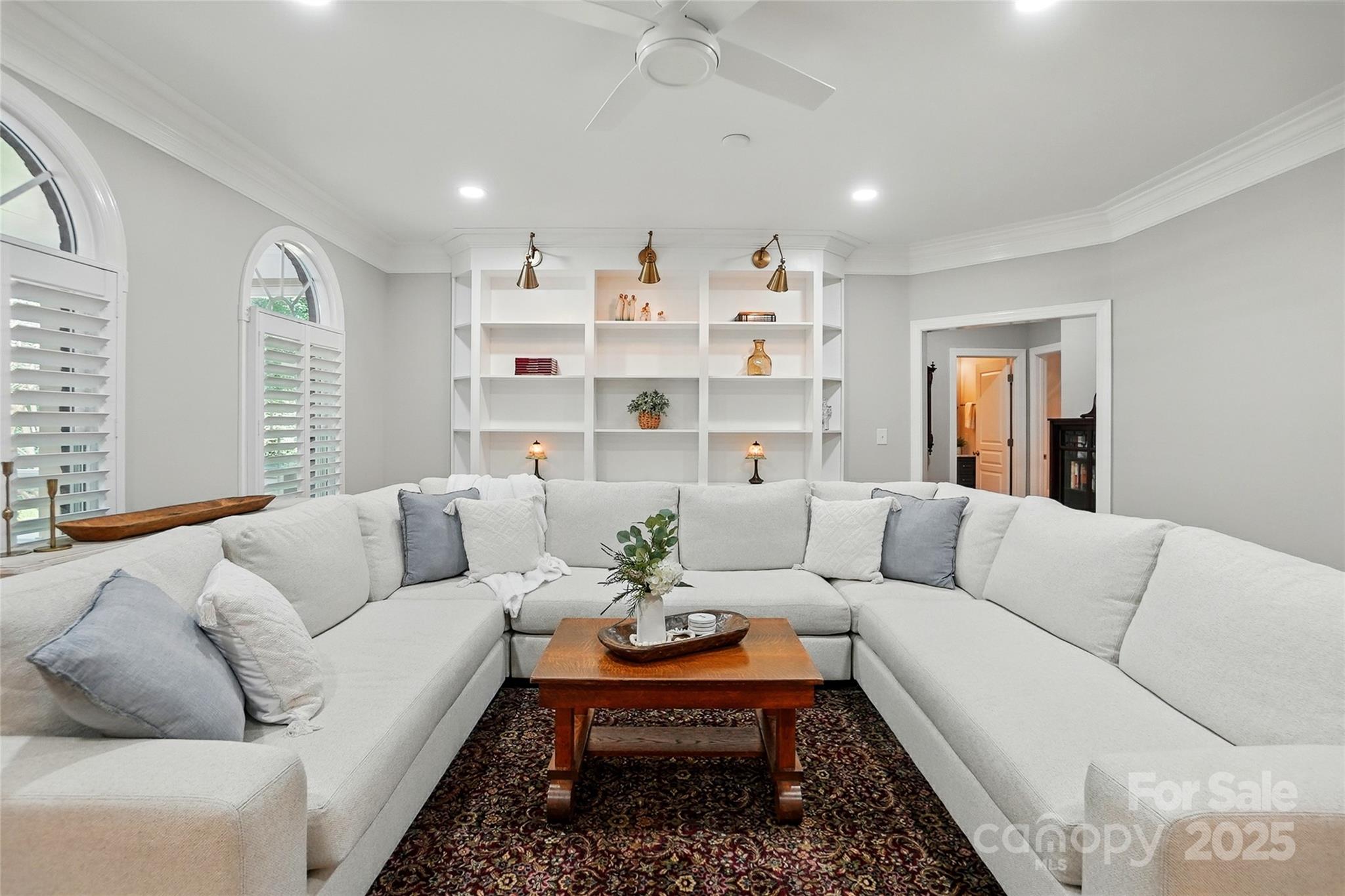 102 Rosewood Lane Property Photo 5