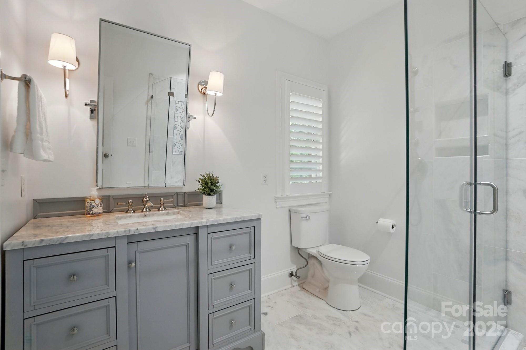 102 Rosewood Lane Property Photo 28