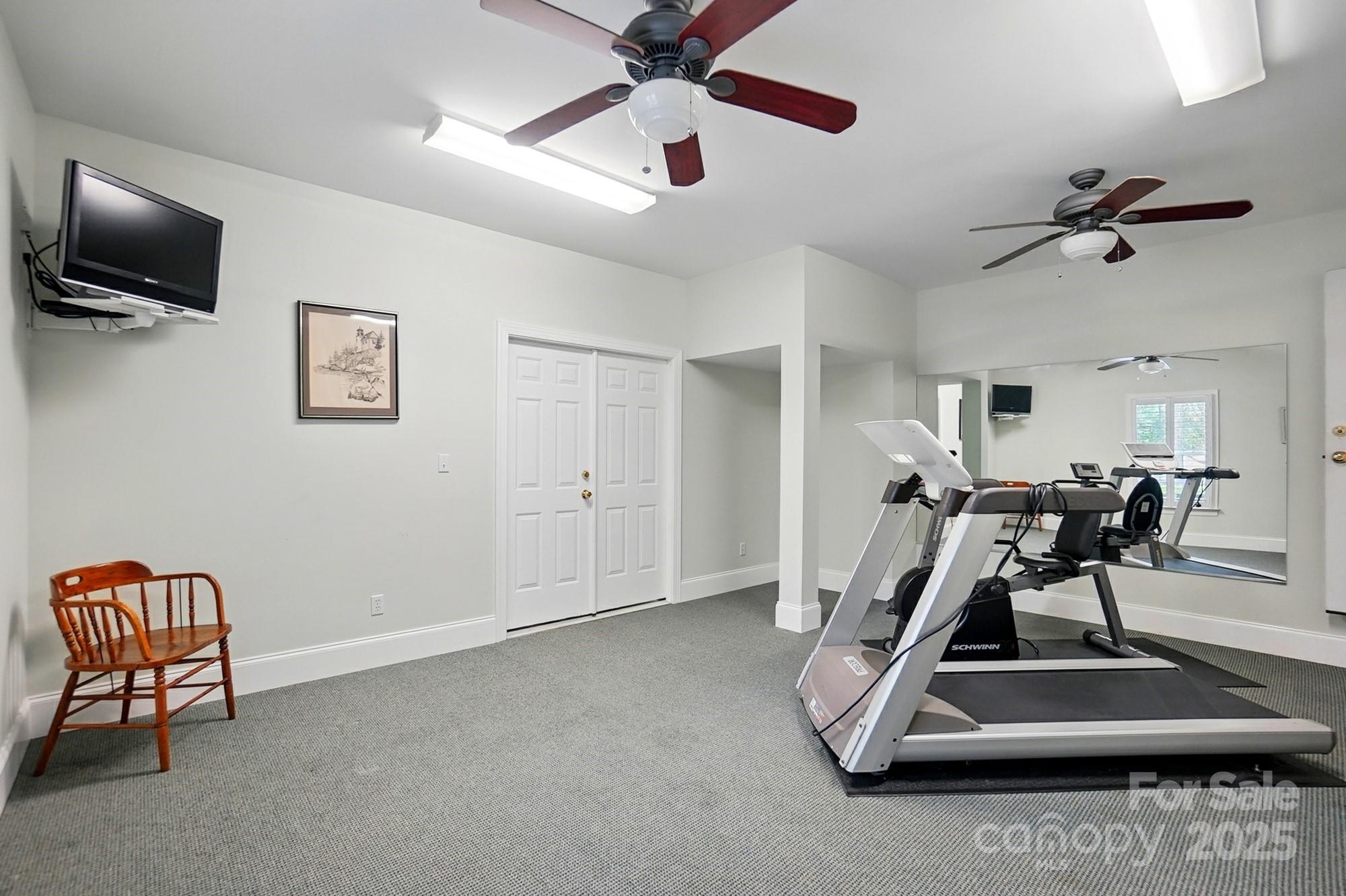 102 Rosewood Lane Property Photo 34