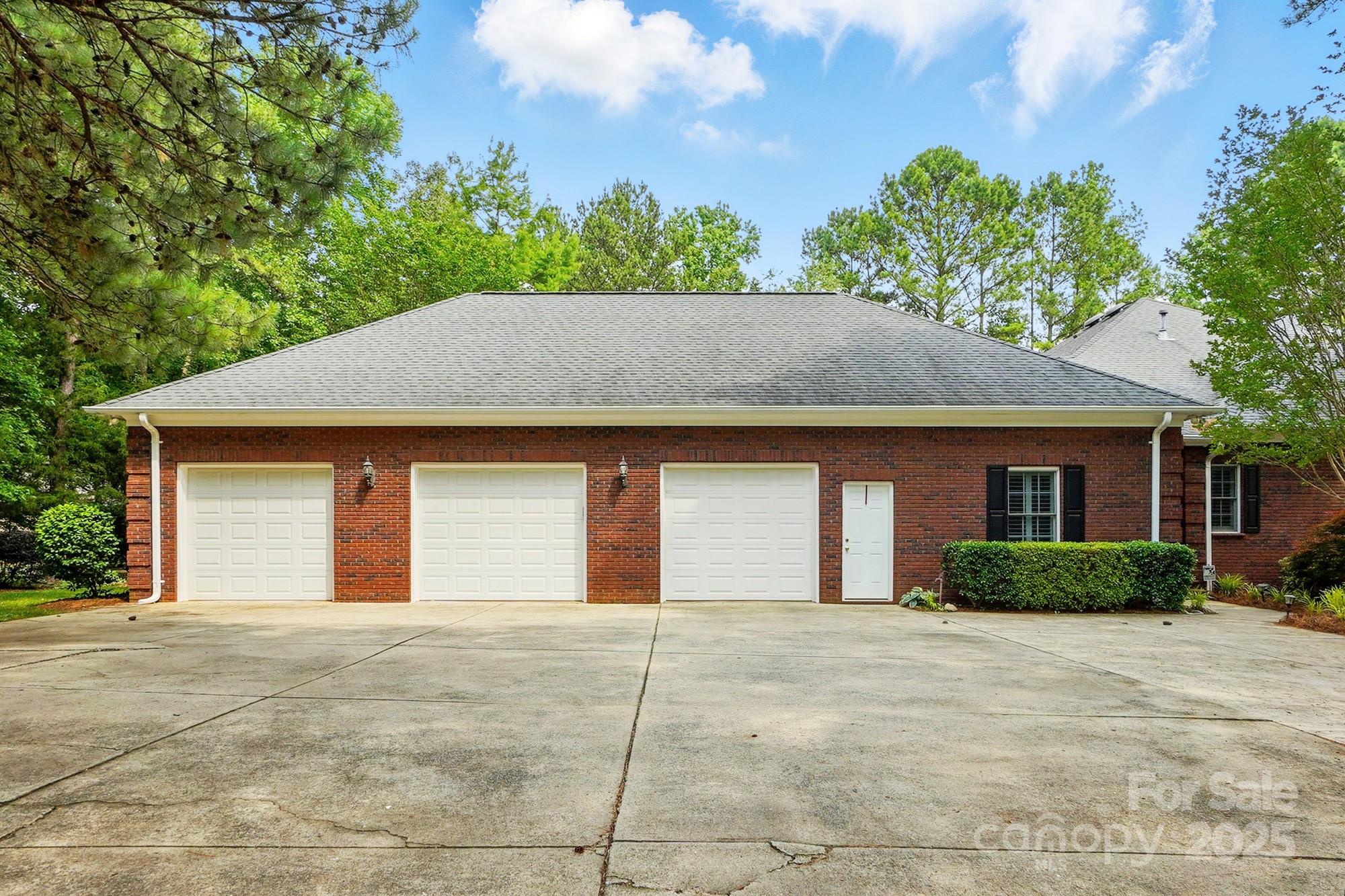 102 Rosewood Lane Property Photo 48