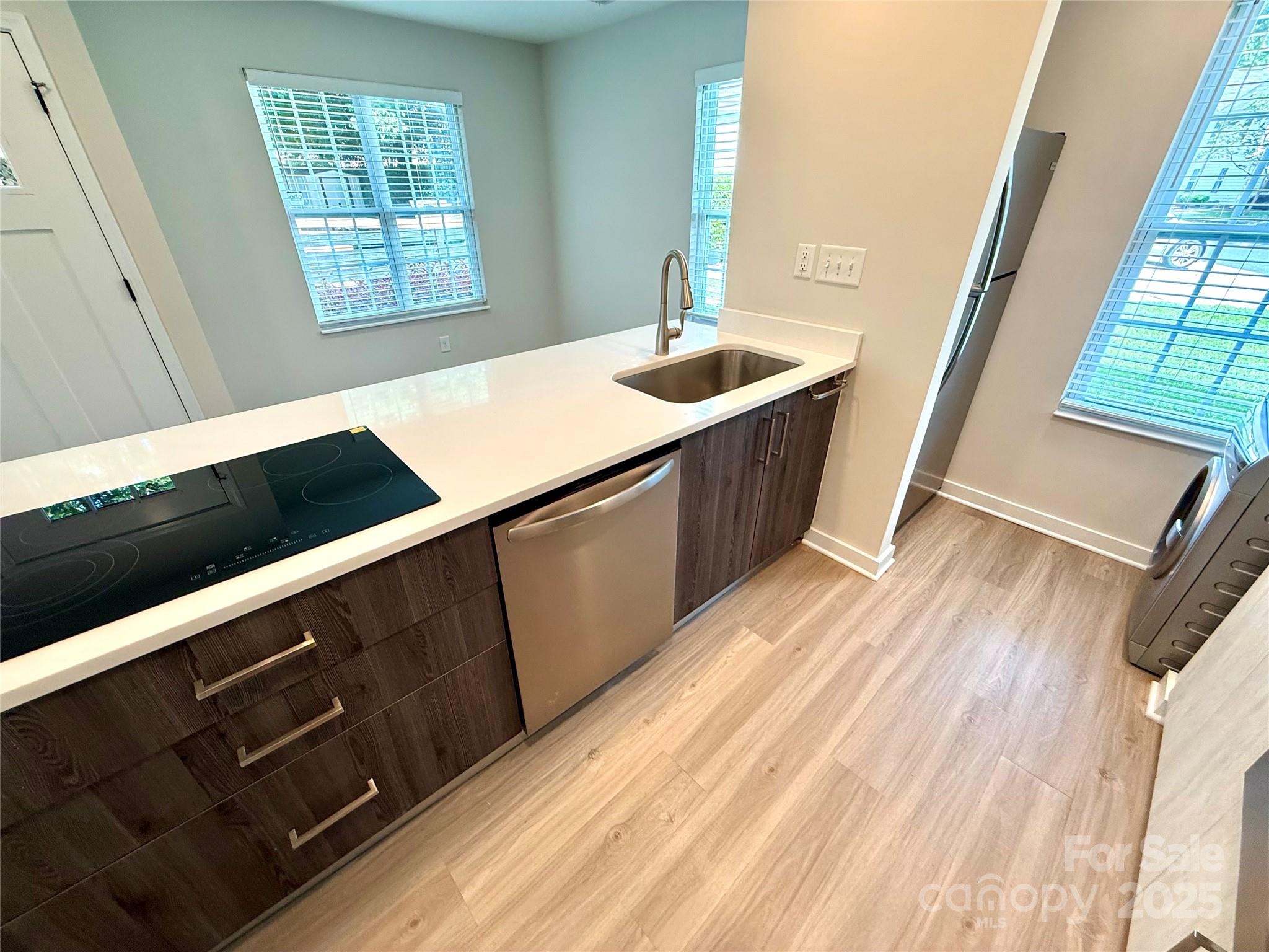 1519 Briar Creek Road B Property Photo 8