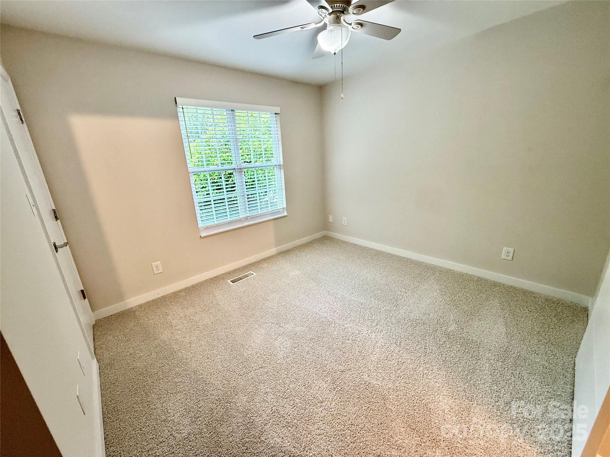 1519 Briar Creek Road B Property Photo 17