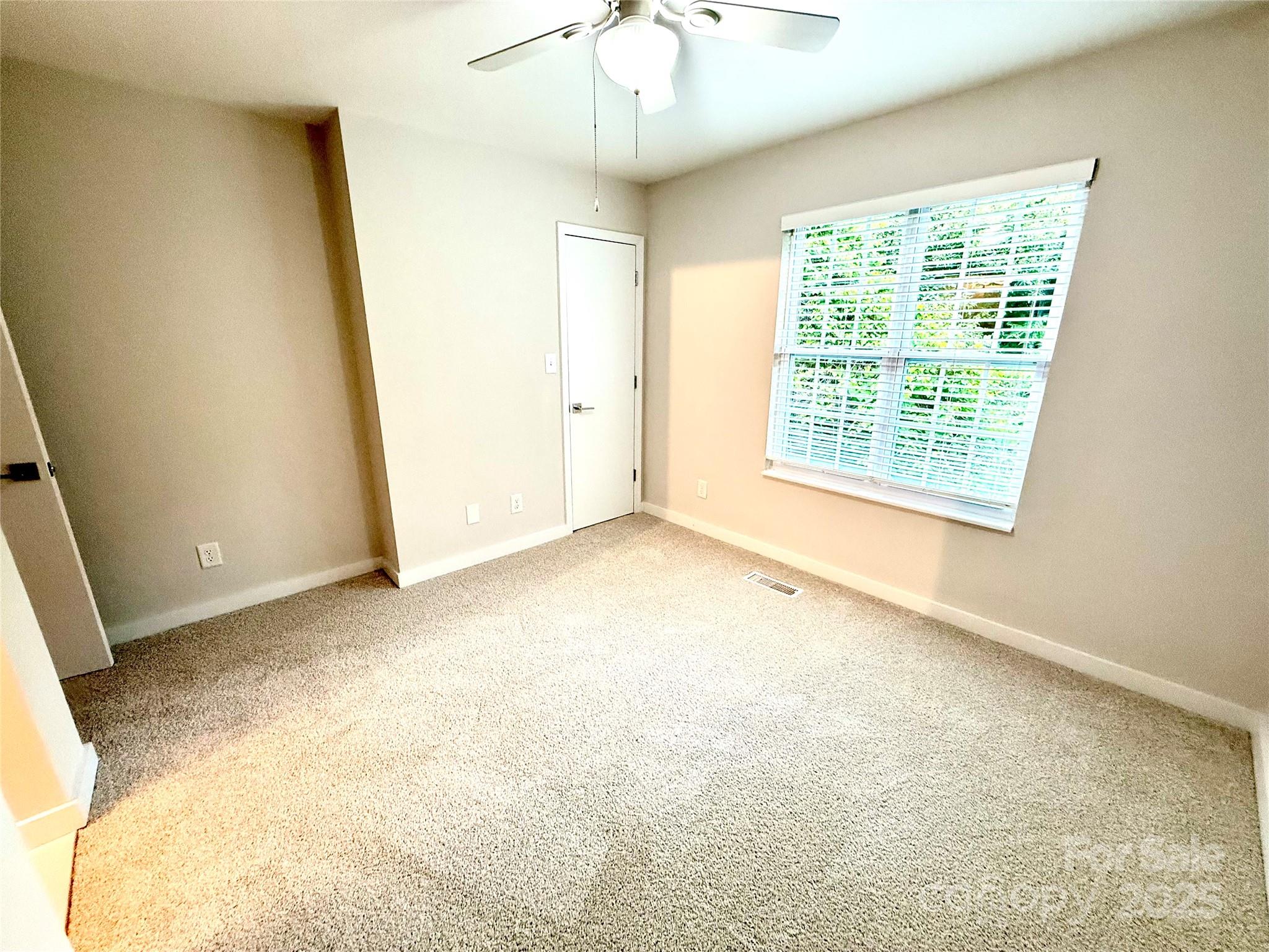 1519 Briar Creek Road B Property Photo 19