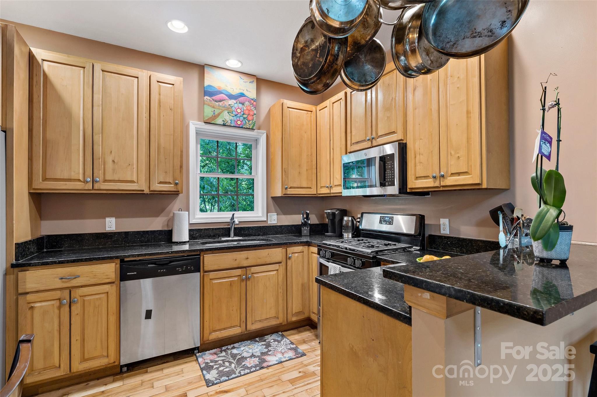 10 Village East Court Property Photo 5