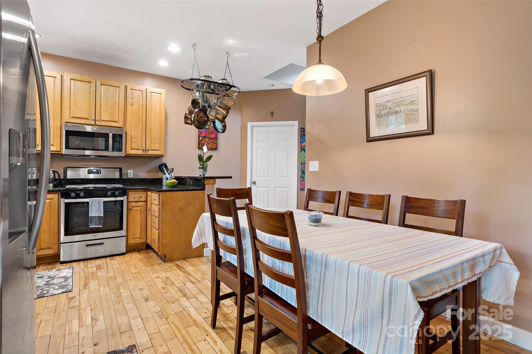10 Village East Court Property Photo 9