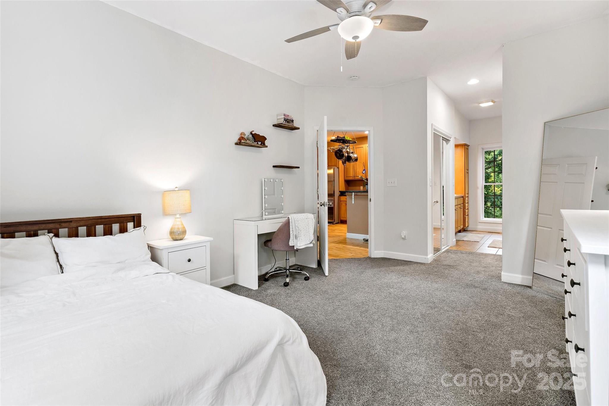 10 Village East Court Property Photo 15
