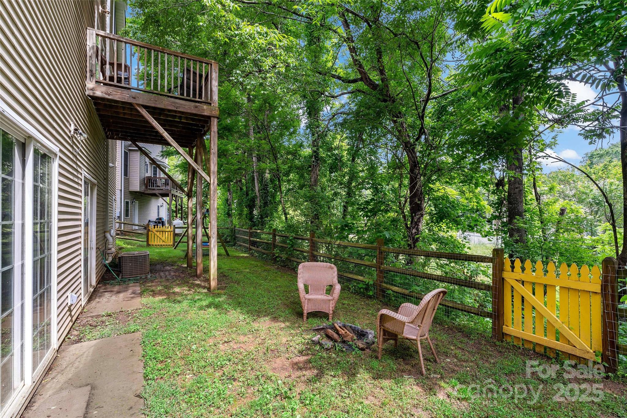 10 Village East Court Property Photo 38