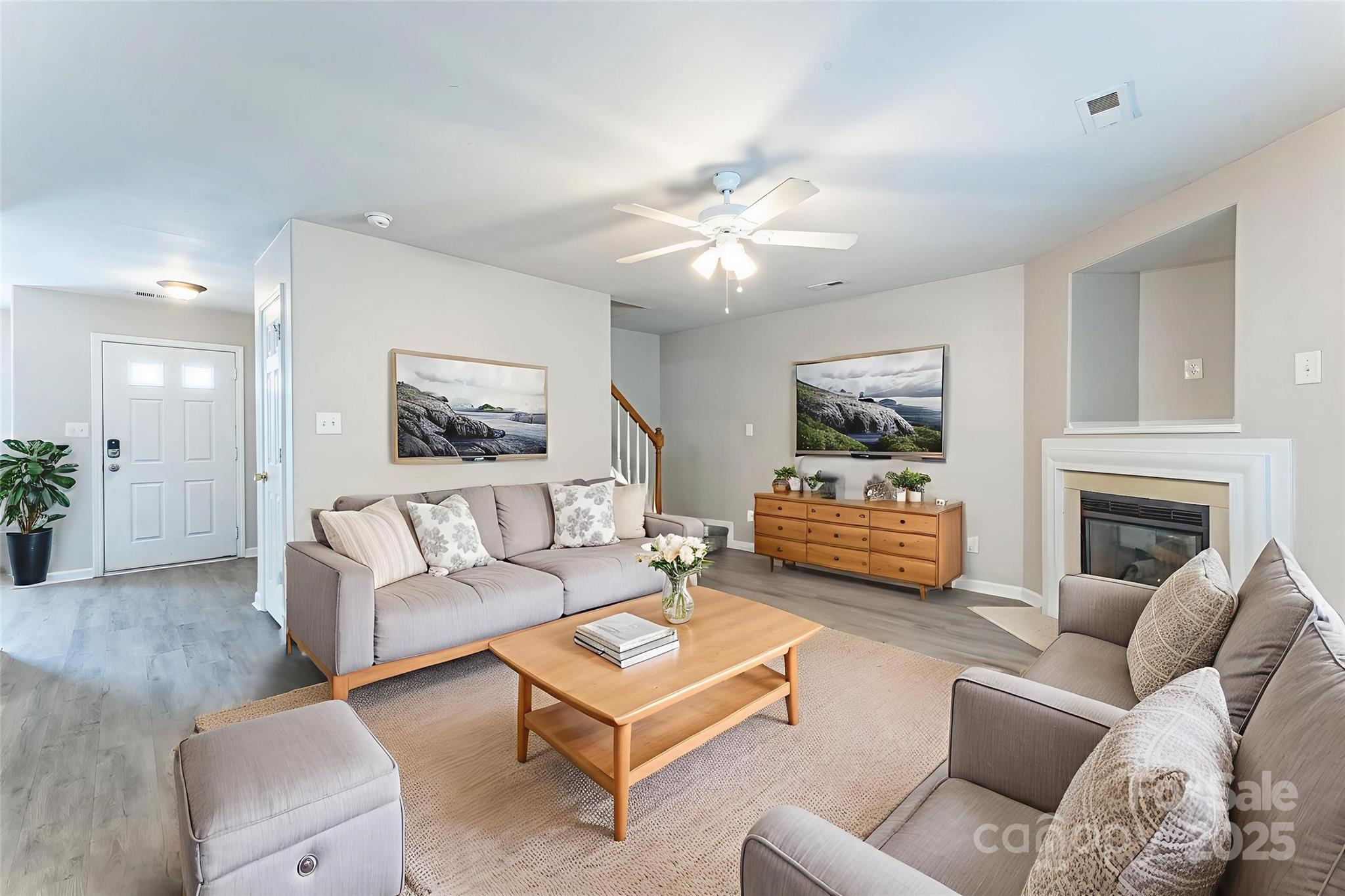 13413 Golden Apple Court Property Photo 3