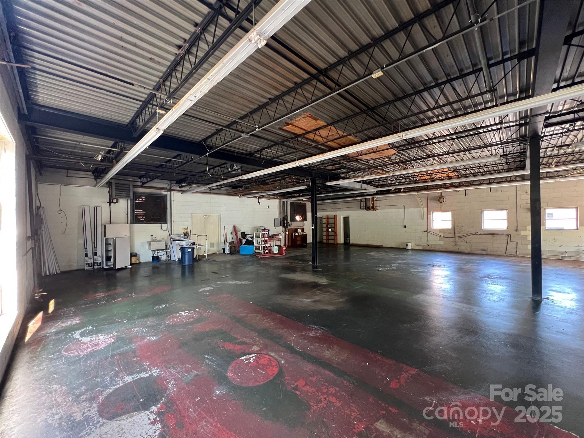 166 N Logan Street Property Photo 3