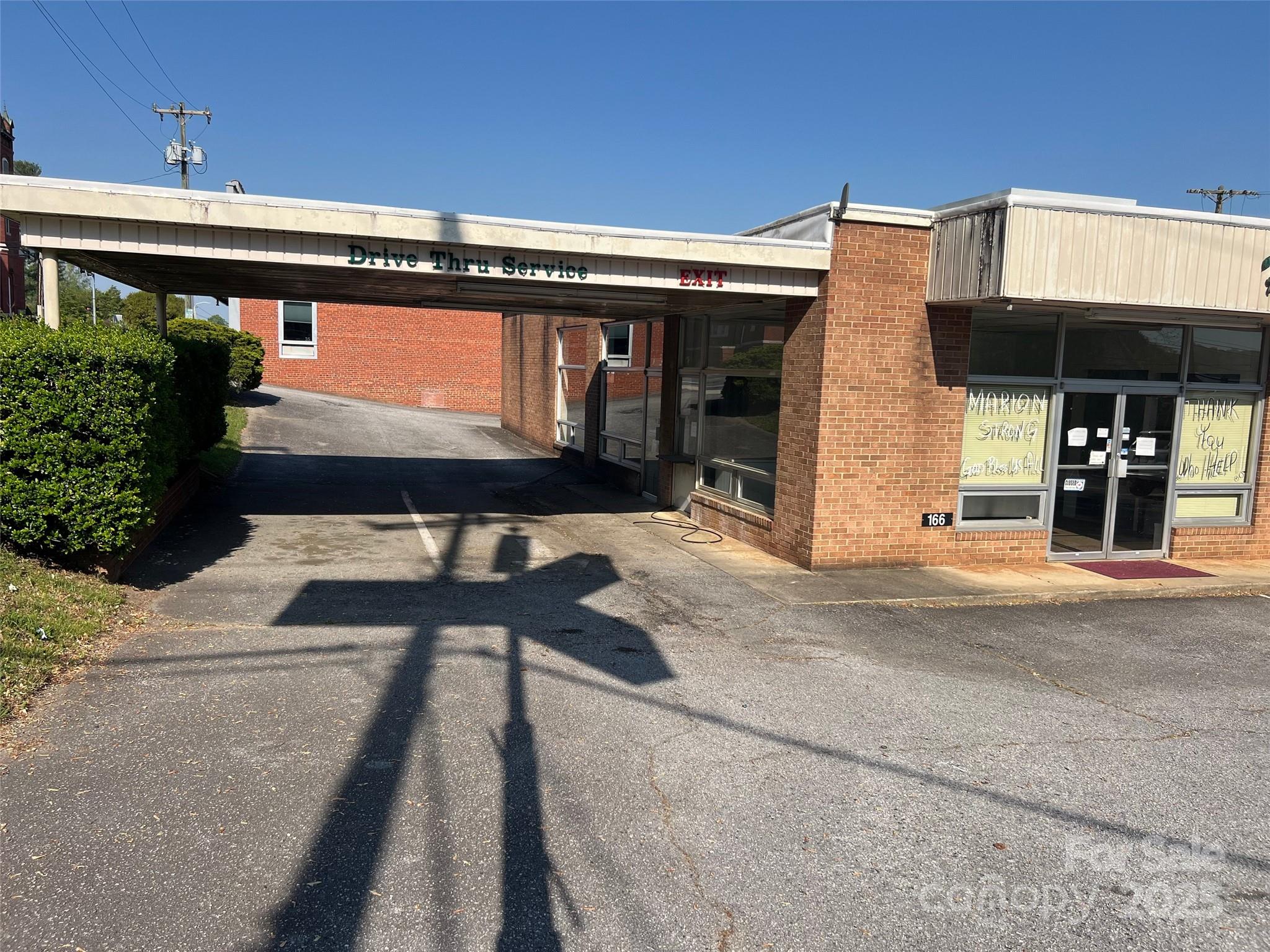 166 N Logan Street Property Photo 11