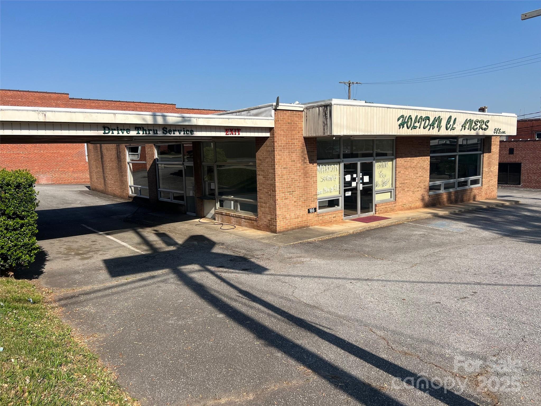 166 N Logan Street Property Photo 20