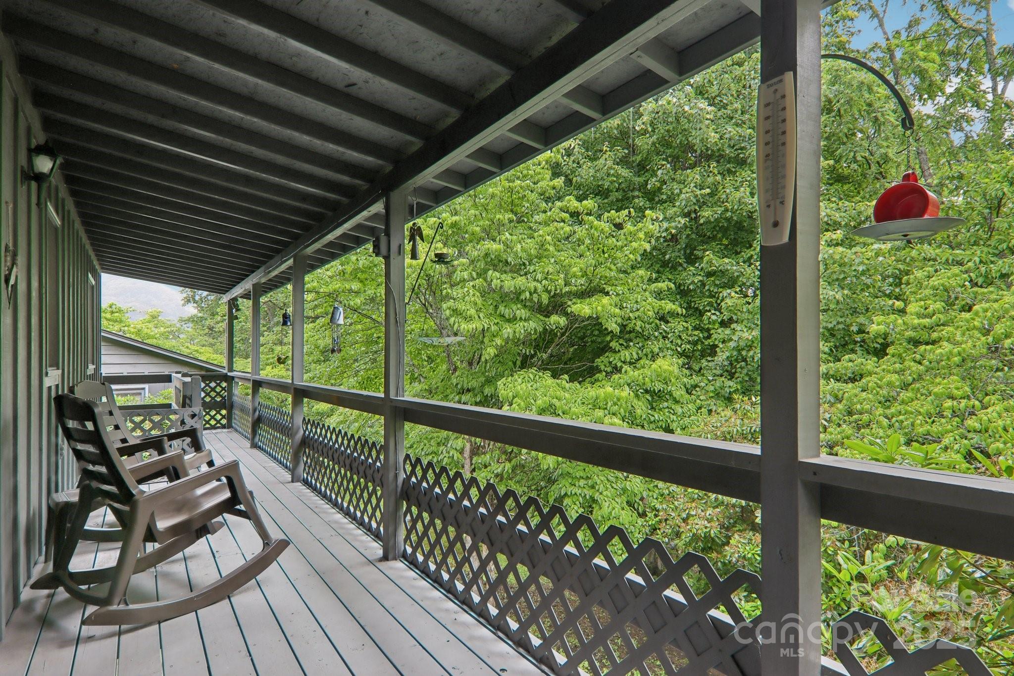418 Stoney Ridge Loop Property Photo 5