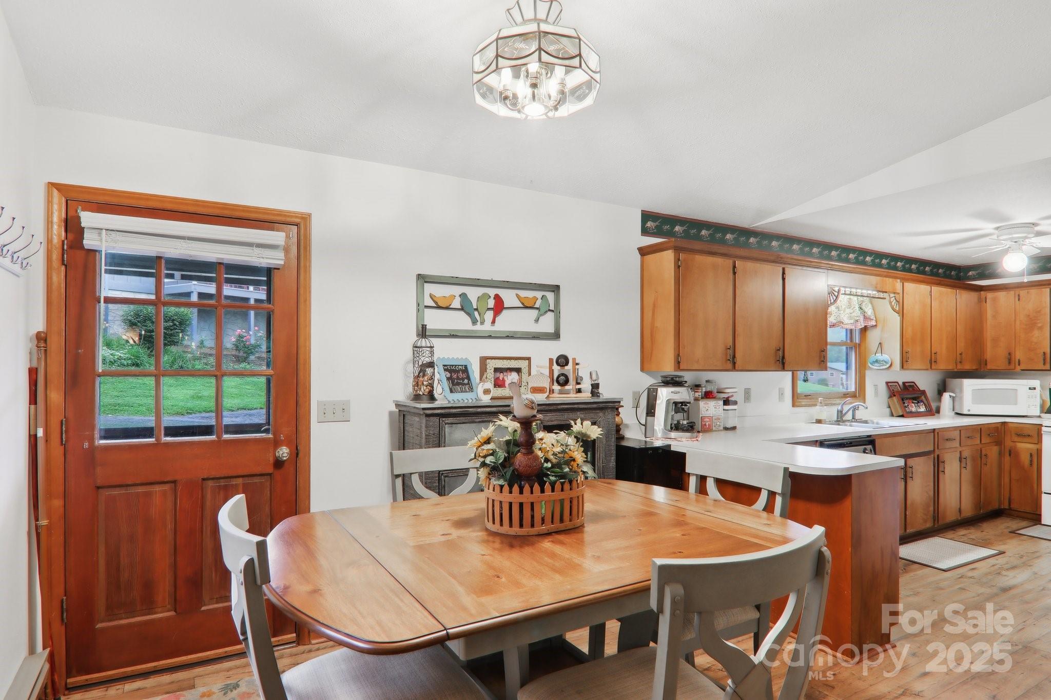 418 Stoney Ridge Loop Property Photo 15