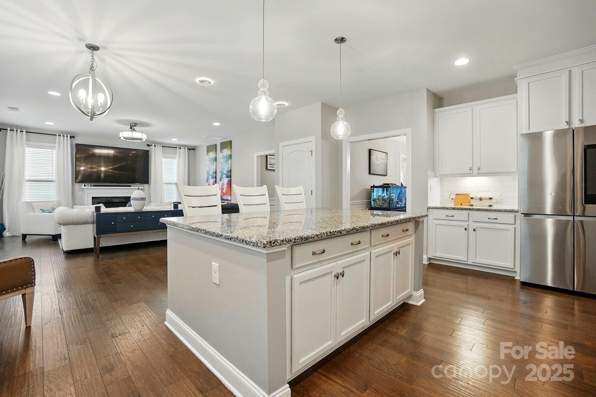 9511 Spurwig Court Property Photo 9