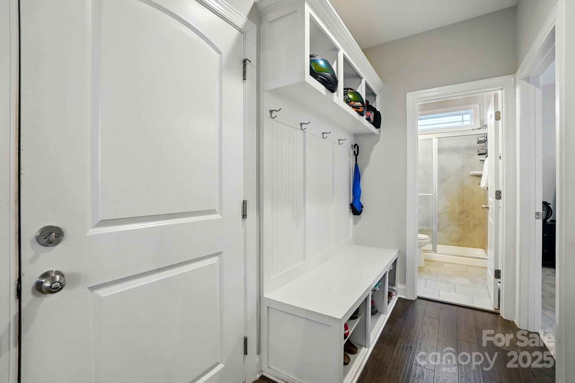 9511 Spurwig Court Property Photo 13