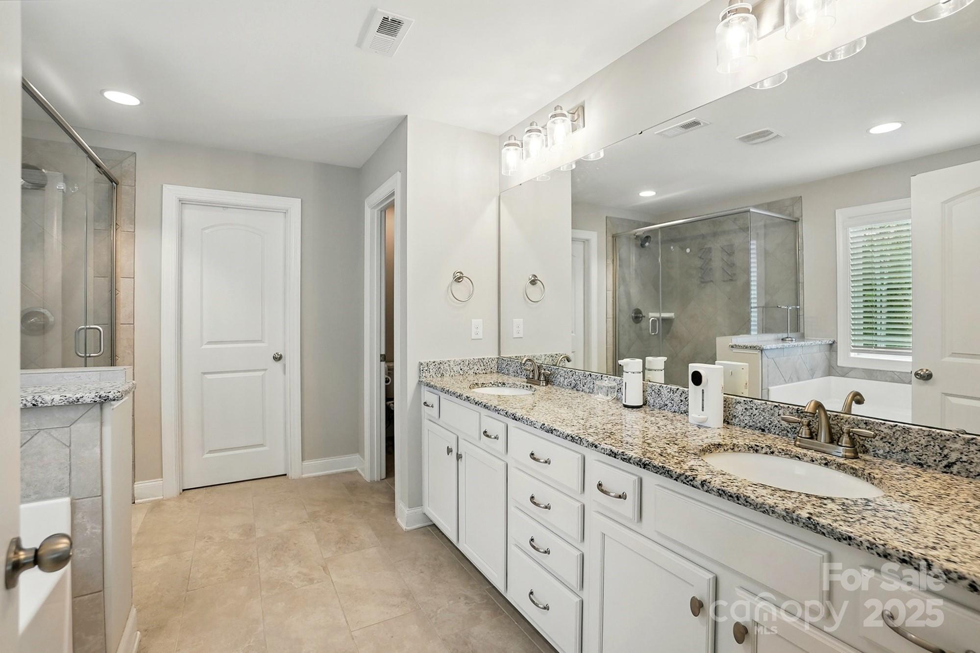 9511 Spurwig Court Property Photo 27