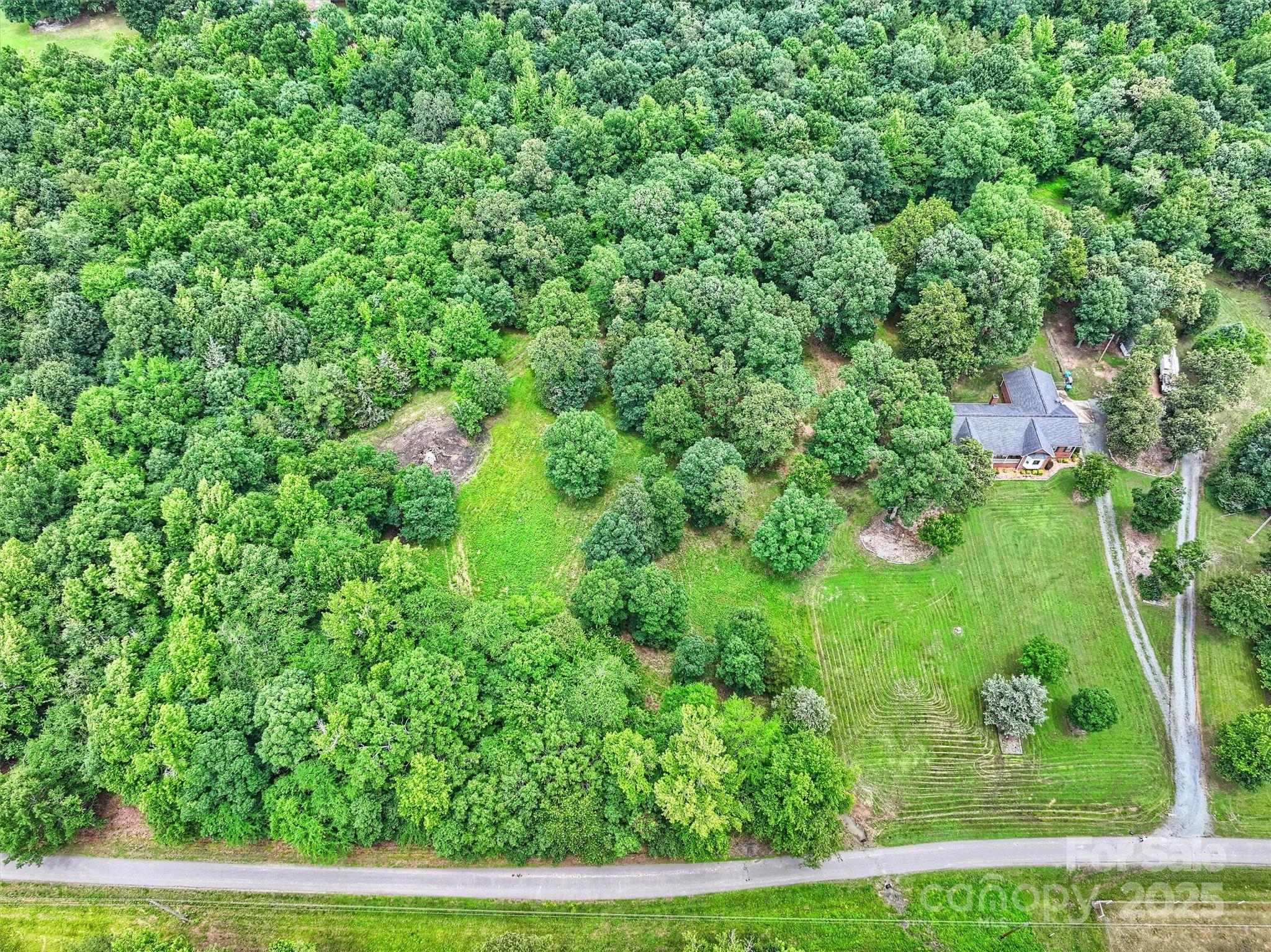 00 601 Highway Property Photo 4