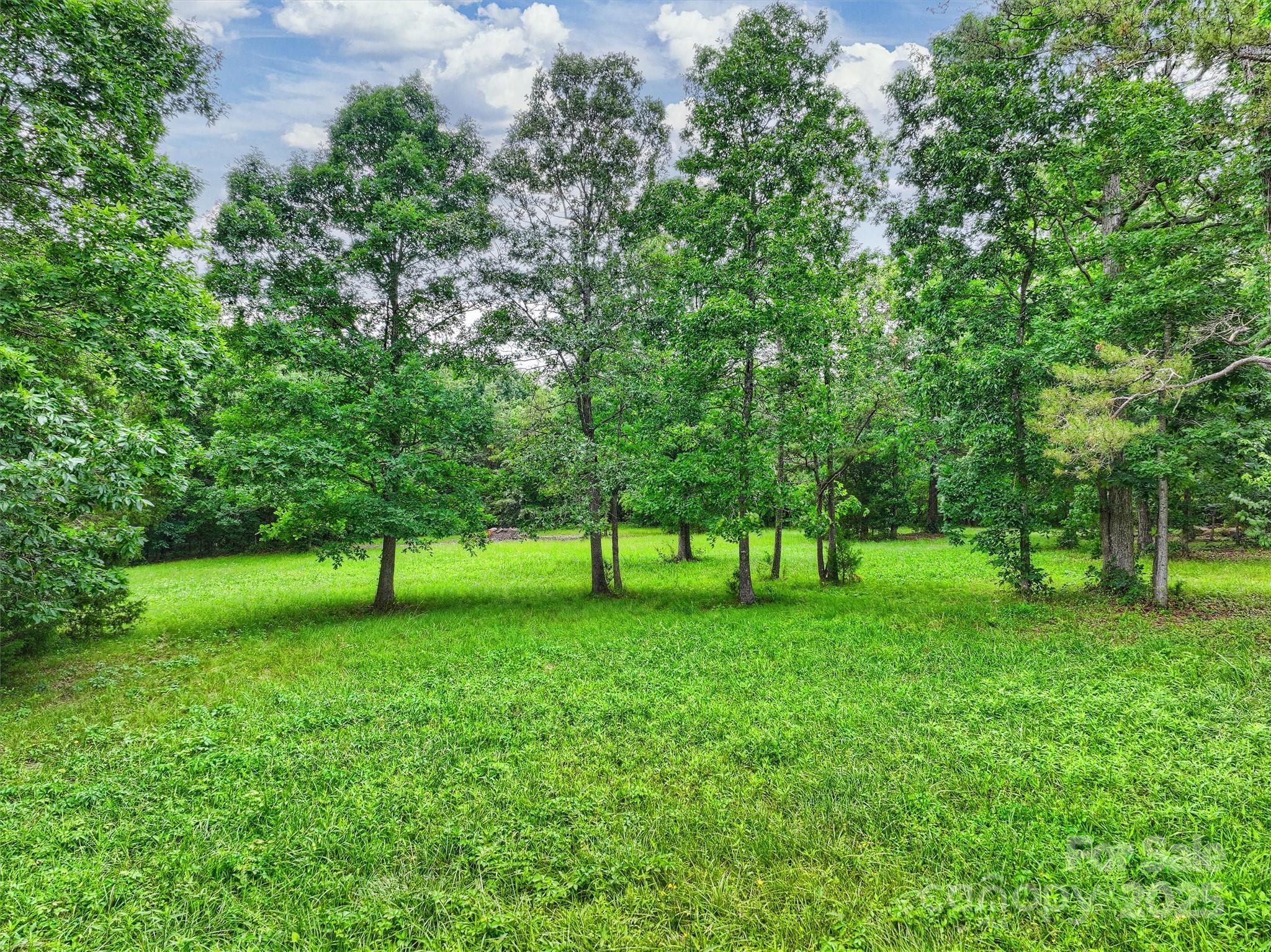 00 601 Highway Property Photo 8