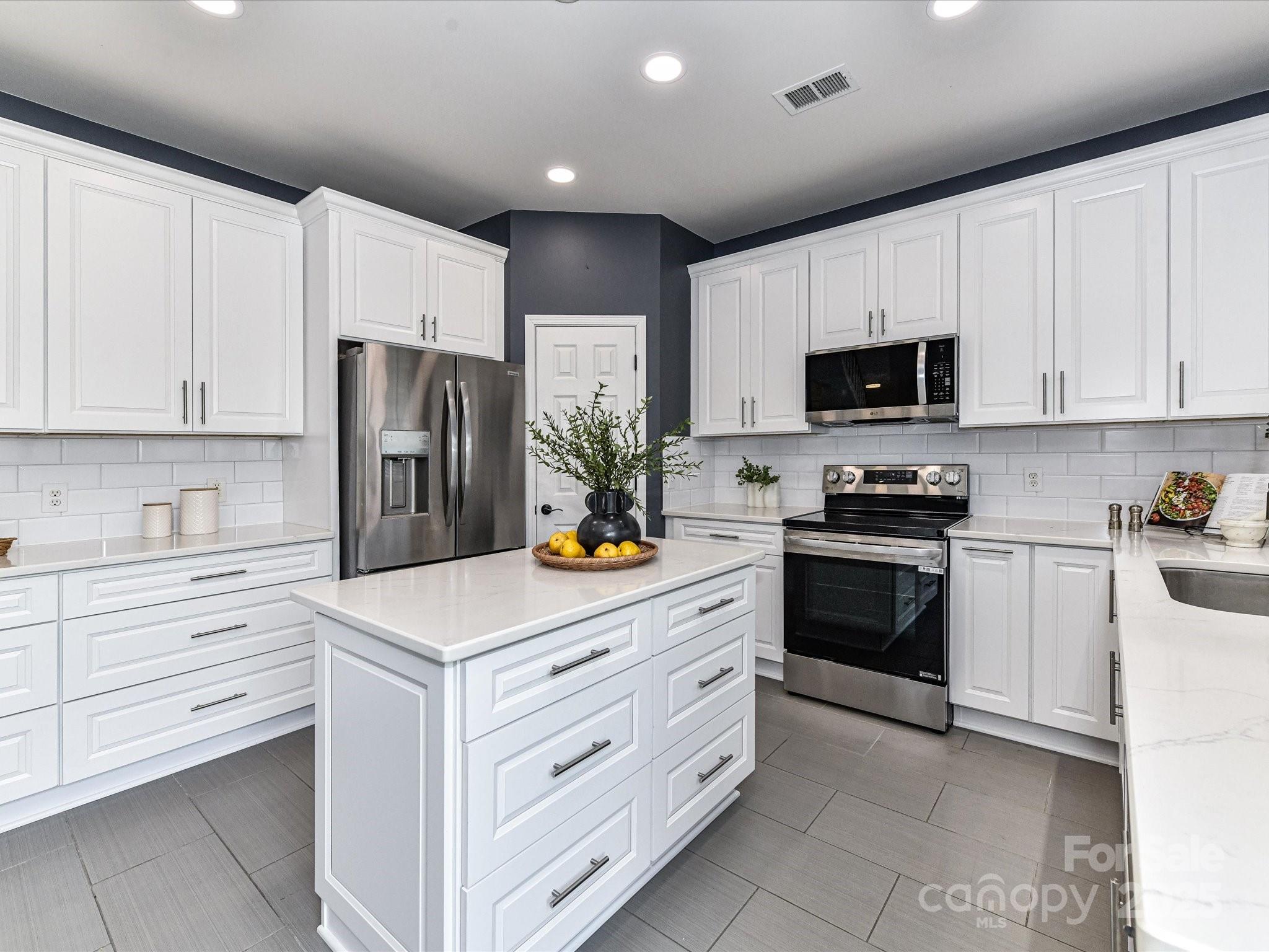 8608 Talbert Paige Court Property Photo 15