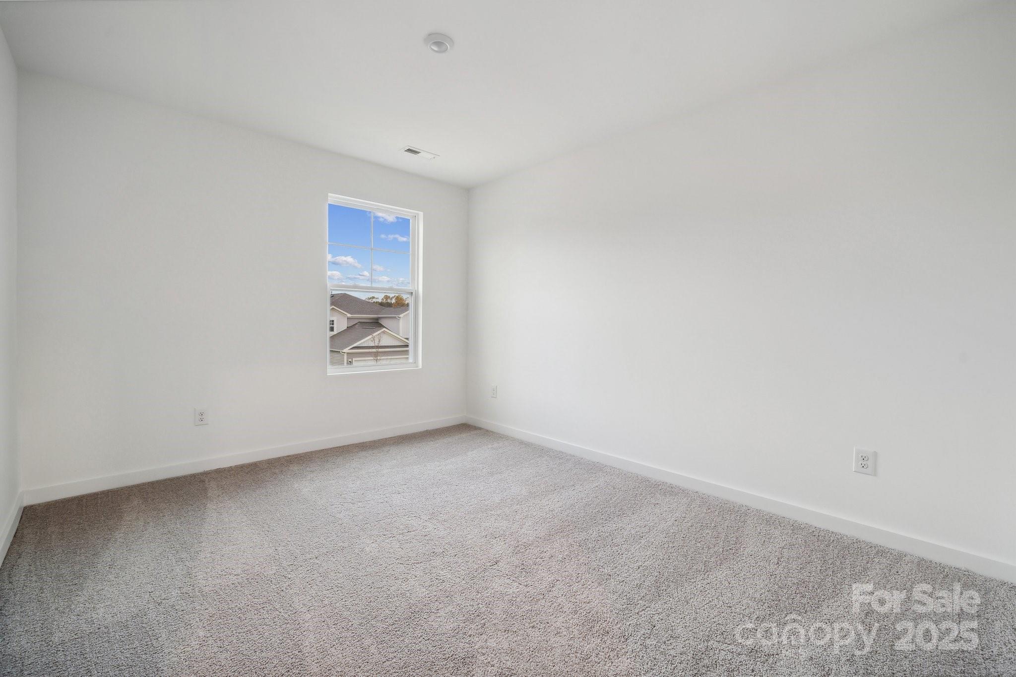 270 Bezelle Avenue Property Photo 20
