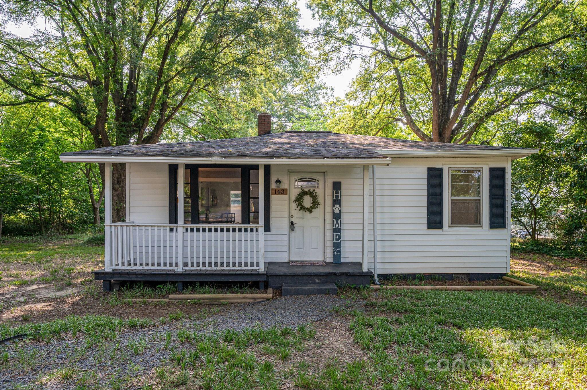 143 Hallman Street Property Photo 1